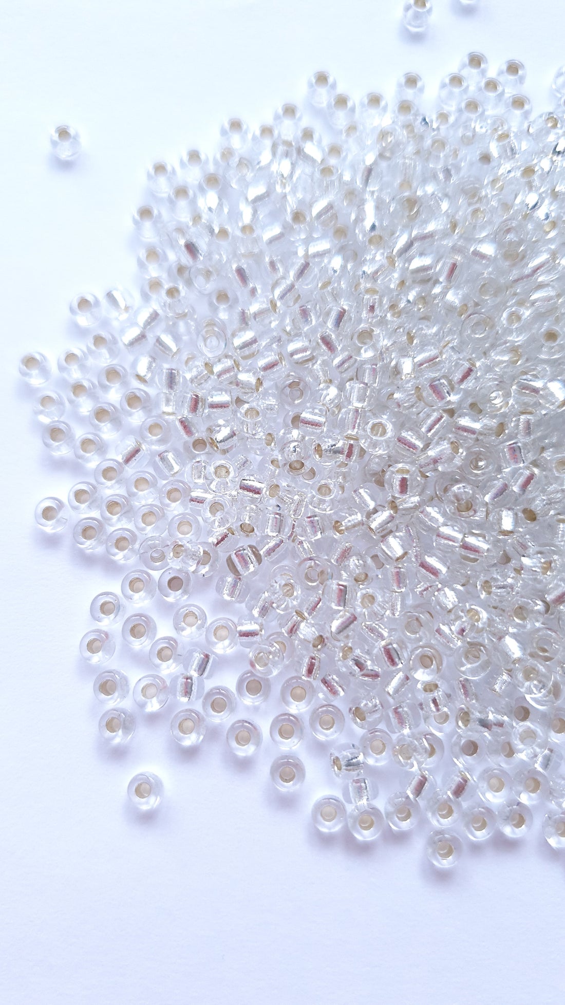 Miyuki Rocailles 8/0 Crystal Silver Lined 0001