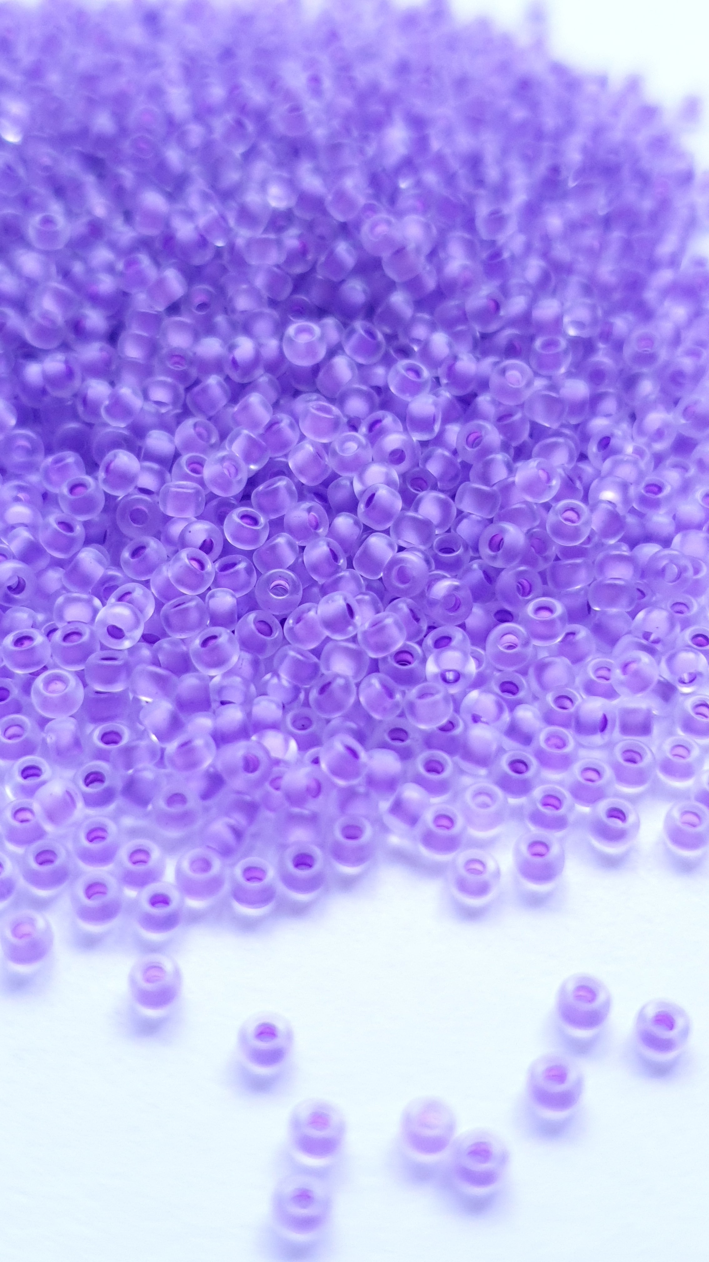 Miyuki Seed Beads 11/0 SF Lilac Lined Crystal 1924