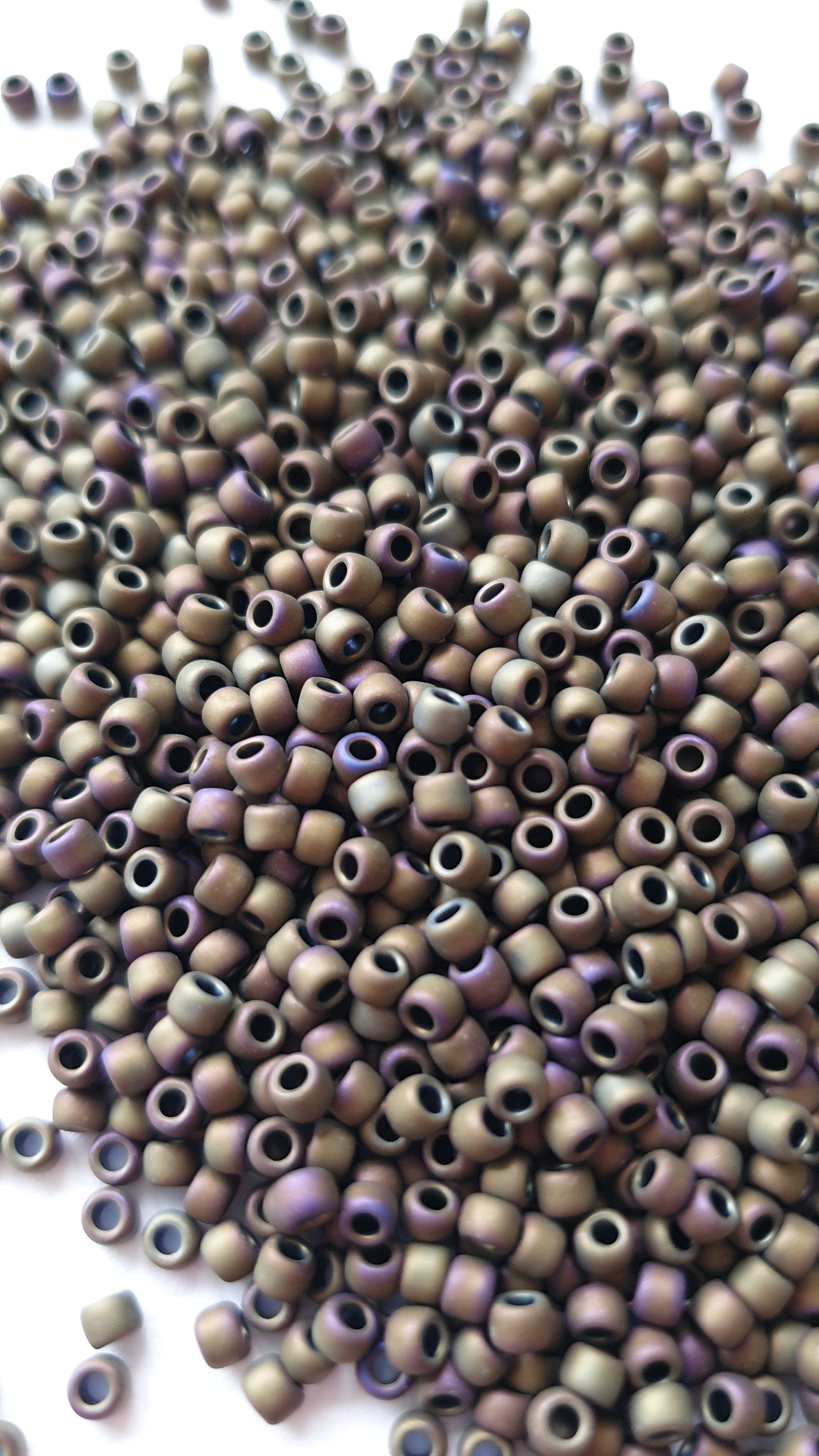 TOHO Rocailles 8/0 Matte Color Iris Brown TR-08-614