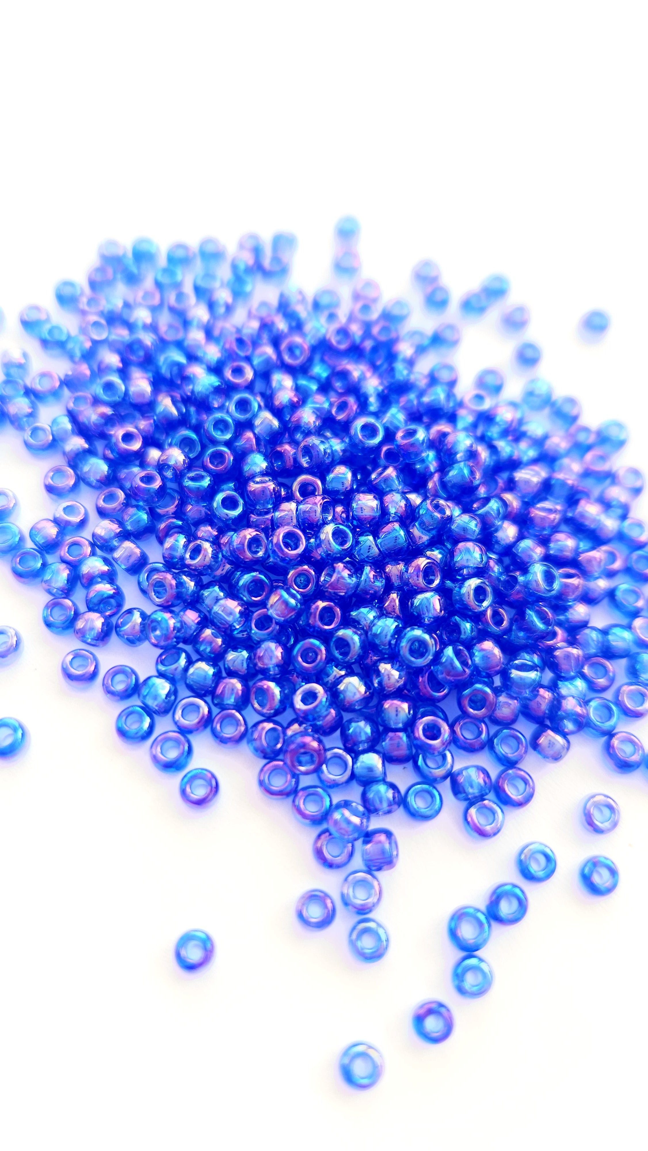 TOHO Seed Beads 8/0 Transparent - Rainbow Sapphire TR-08-178
