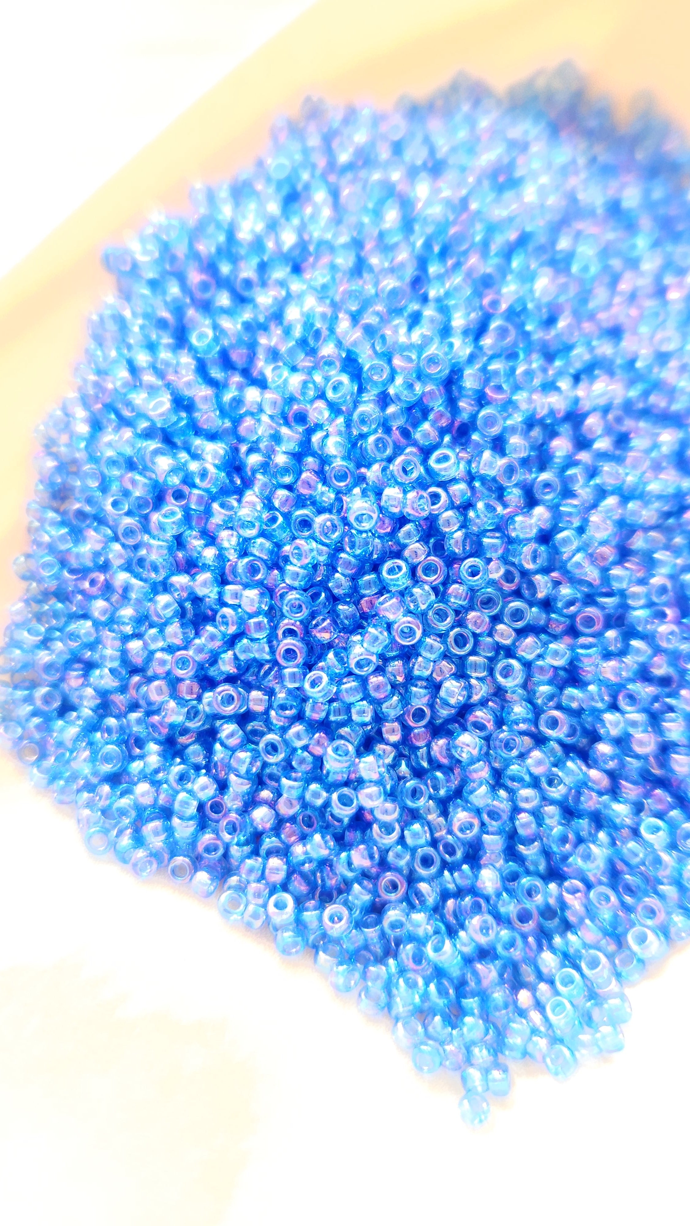 Miyuki Seed Beads 15/0 Transp. Lt. Sapphire AB