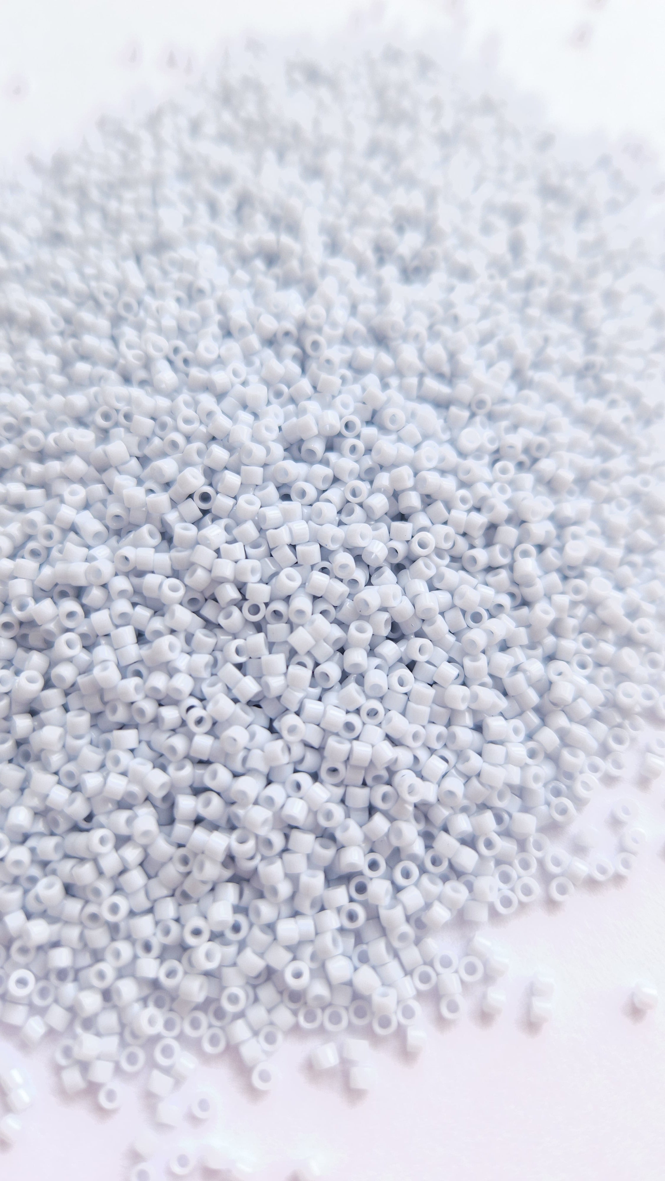 Miyuki Delica 11/0 Opaque Lt. Grey Luster DB0209