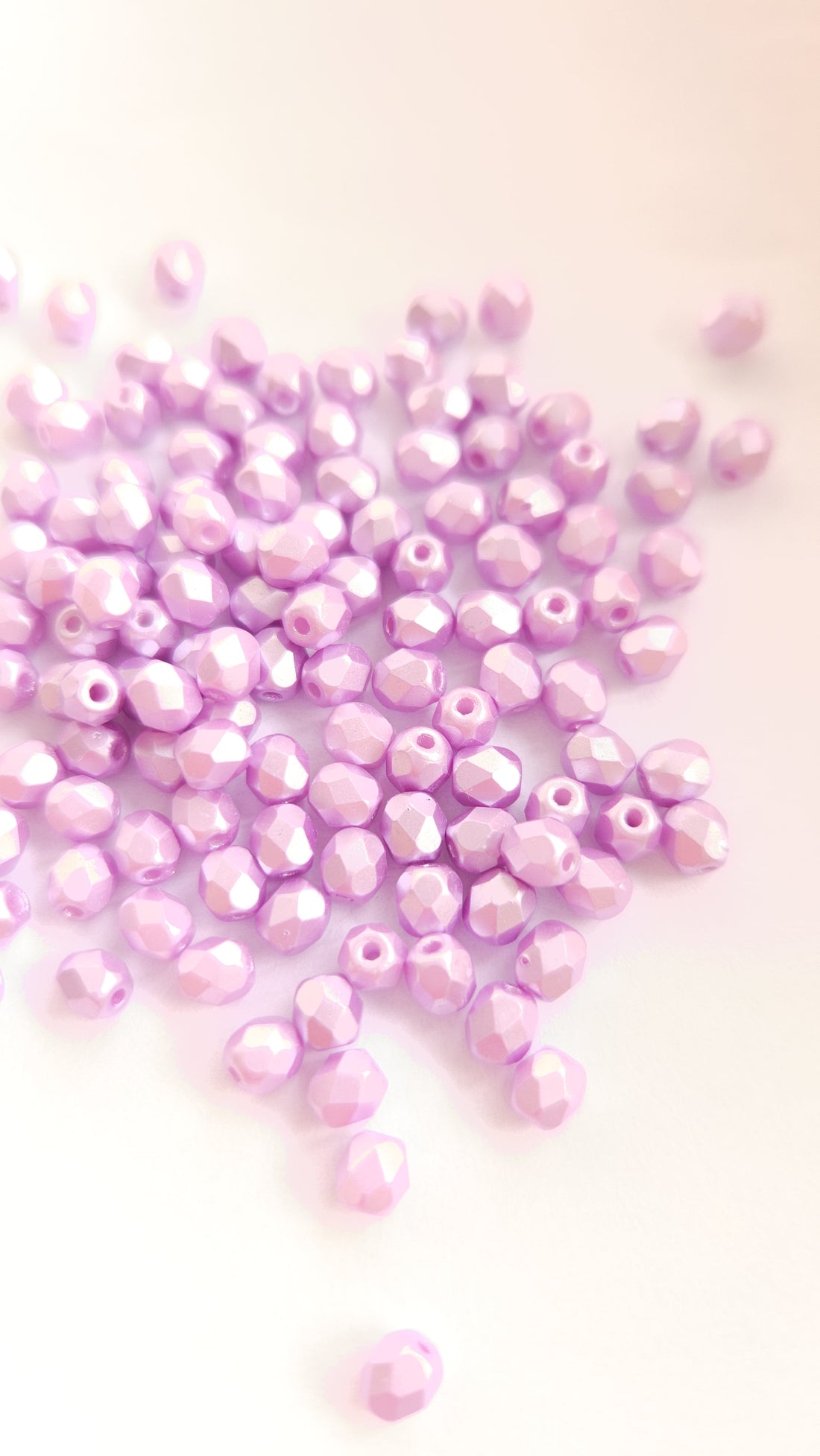 Fire Polished 4 mm Alabaster Pastel LT. Rose