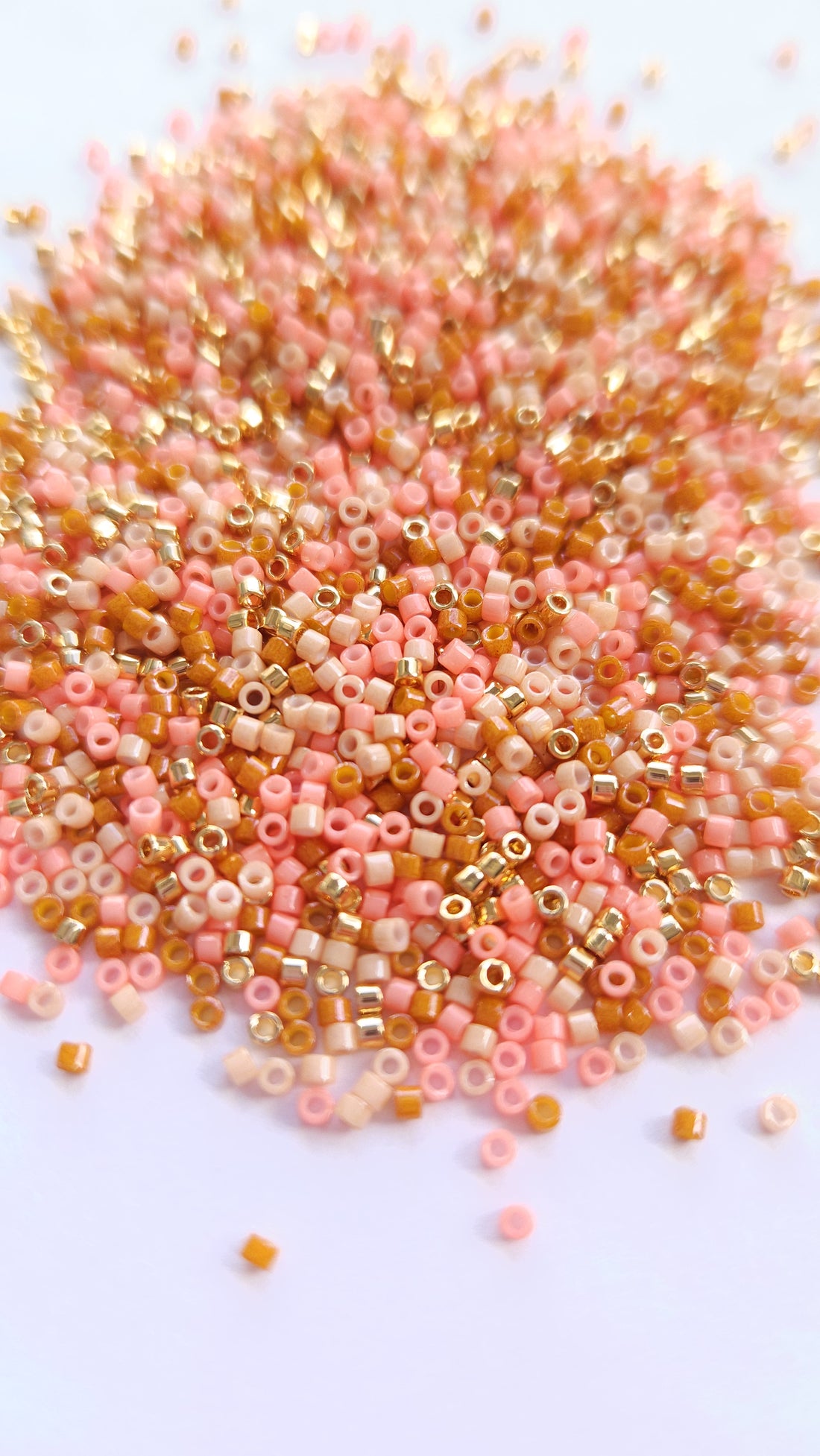 Kralen Lodge Miyuki Delica 11/0 mix 24kt gold plated &