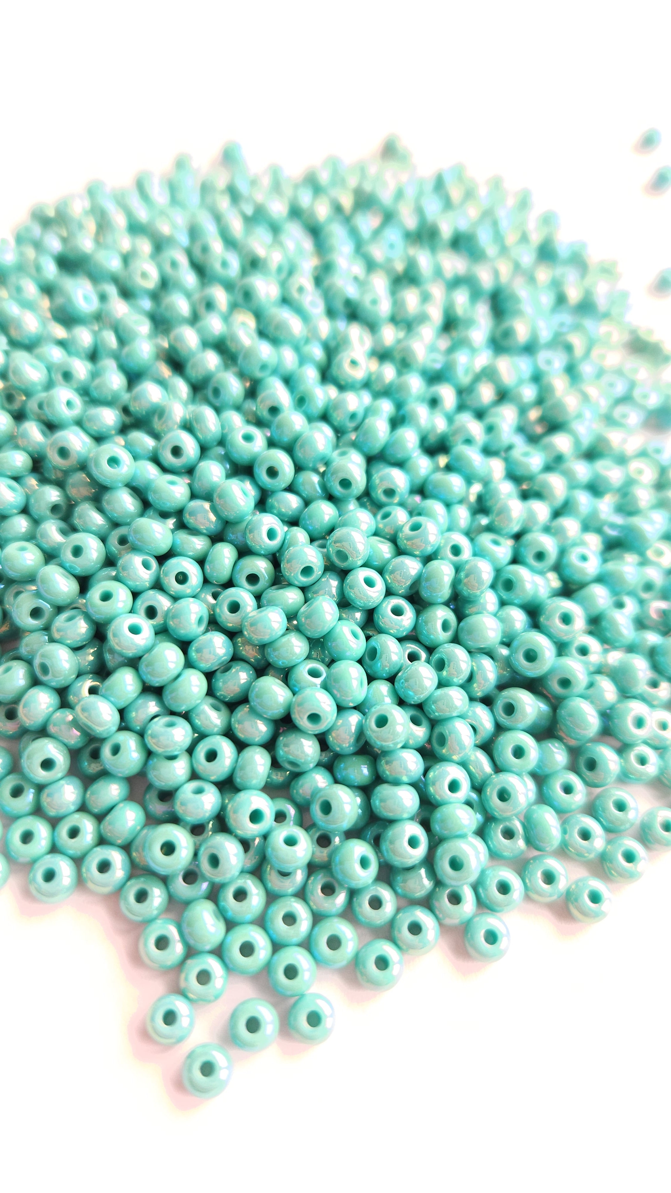 Preciosa Seed Beads 6/0 Green Turquoise AB 64130