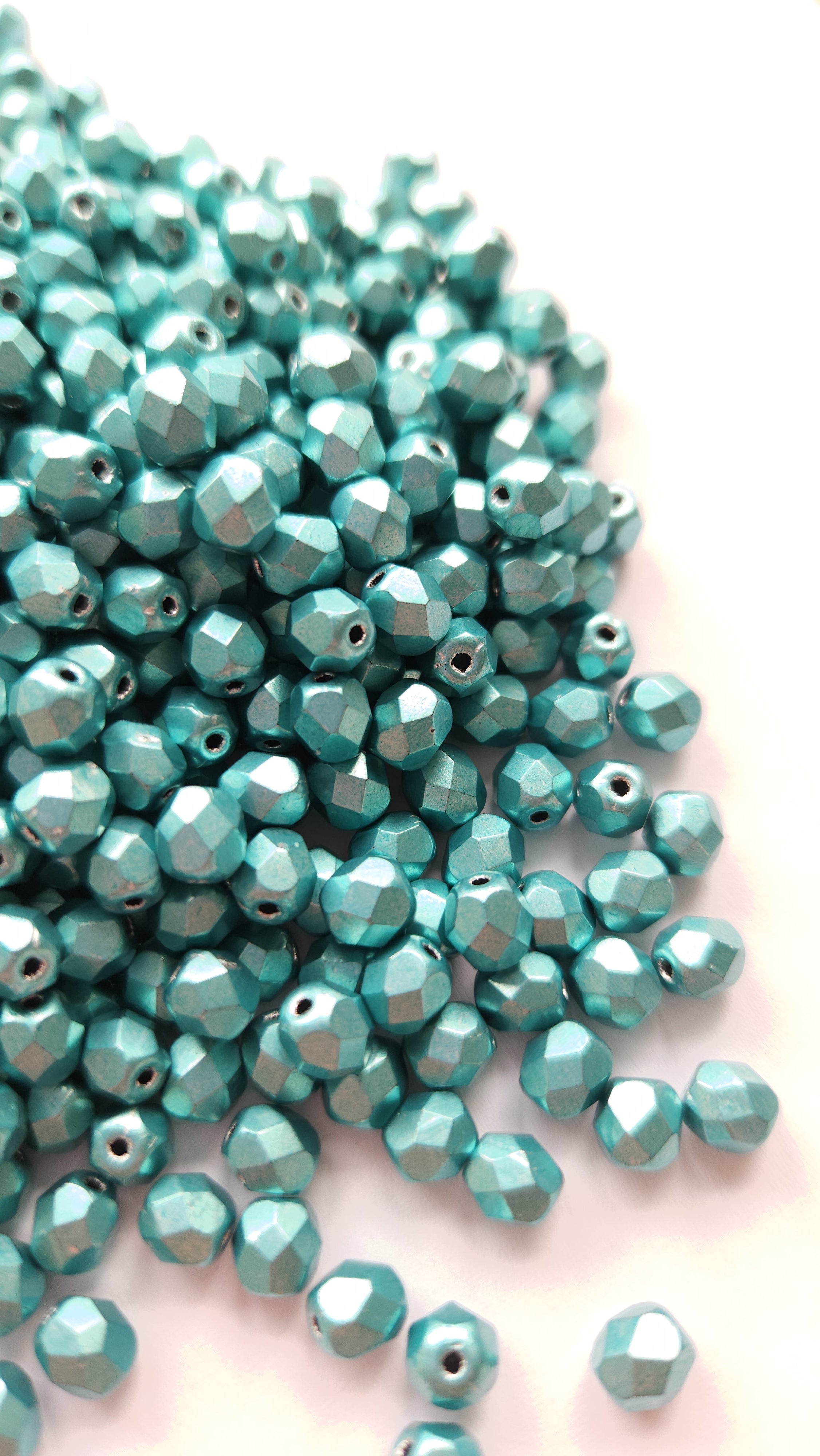 Fire Polished 6mm Saturated Metallic Island Paradise