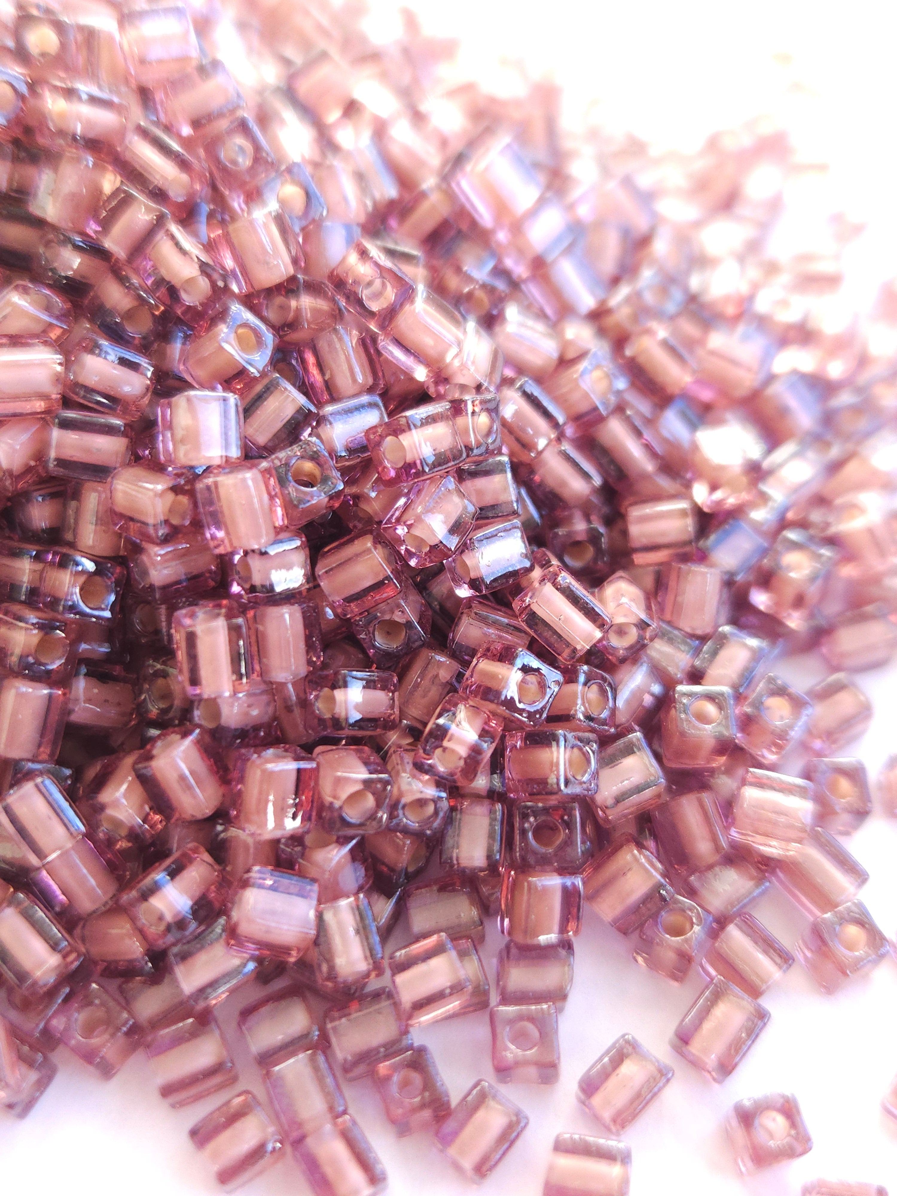 Miyuki Cubes 4mm White lined Pink