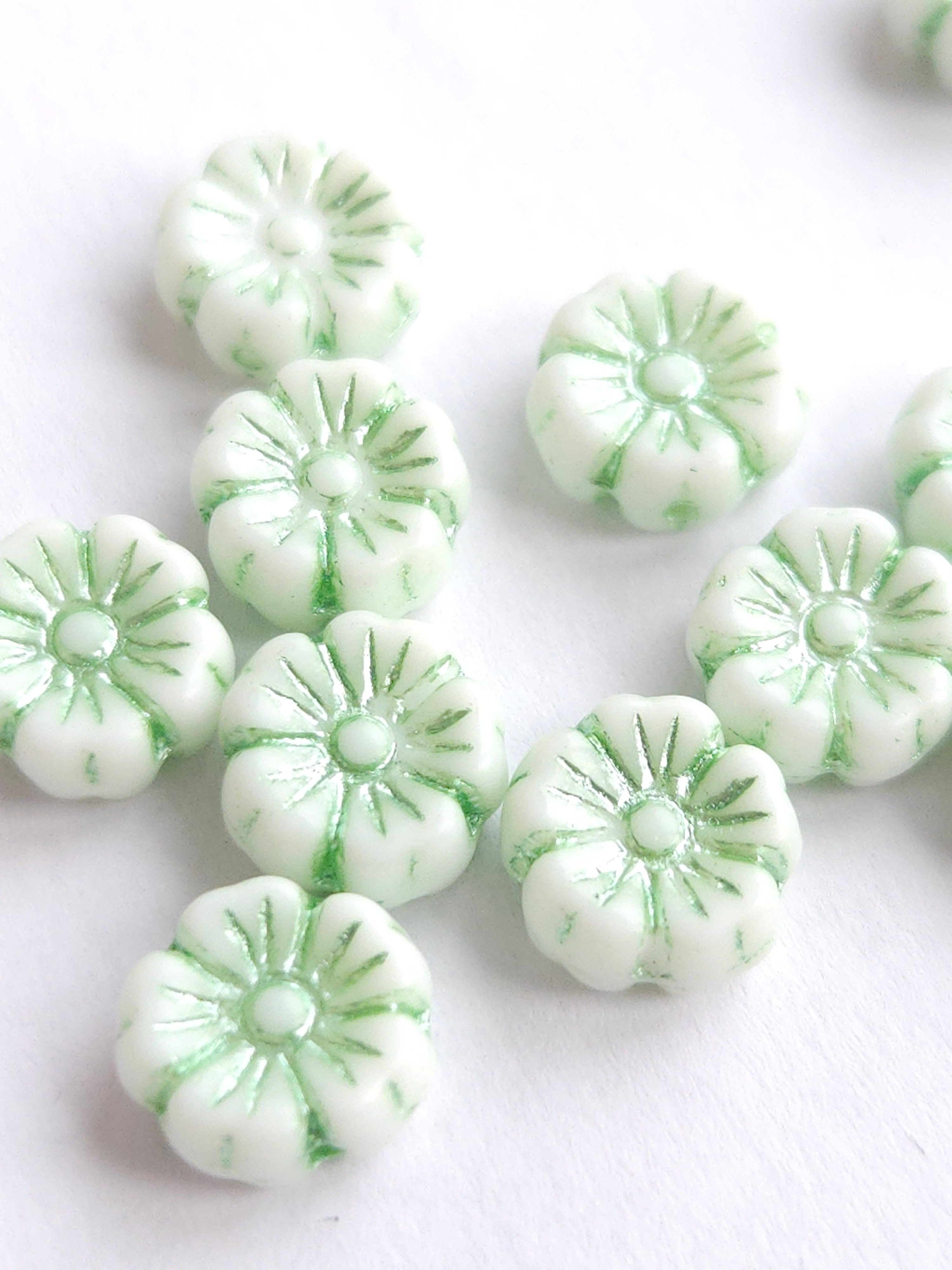 Tsjechisch glas Bloem kraal 9mm Flower beads 54322 &