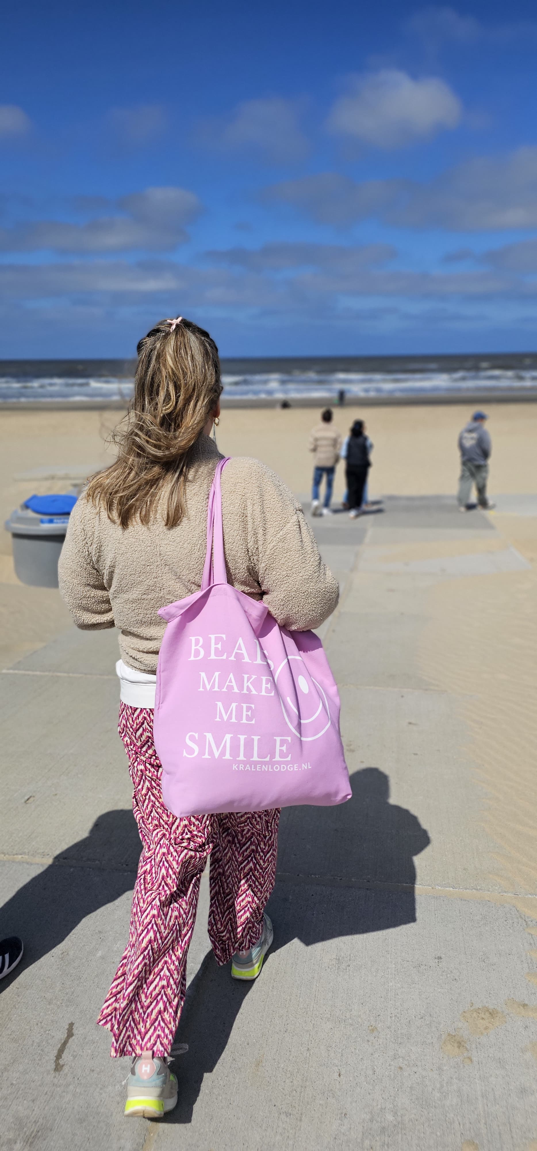 Beads Make Me Smile Oversized Bag