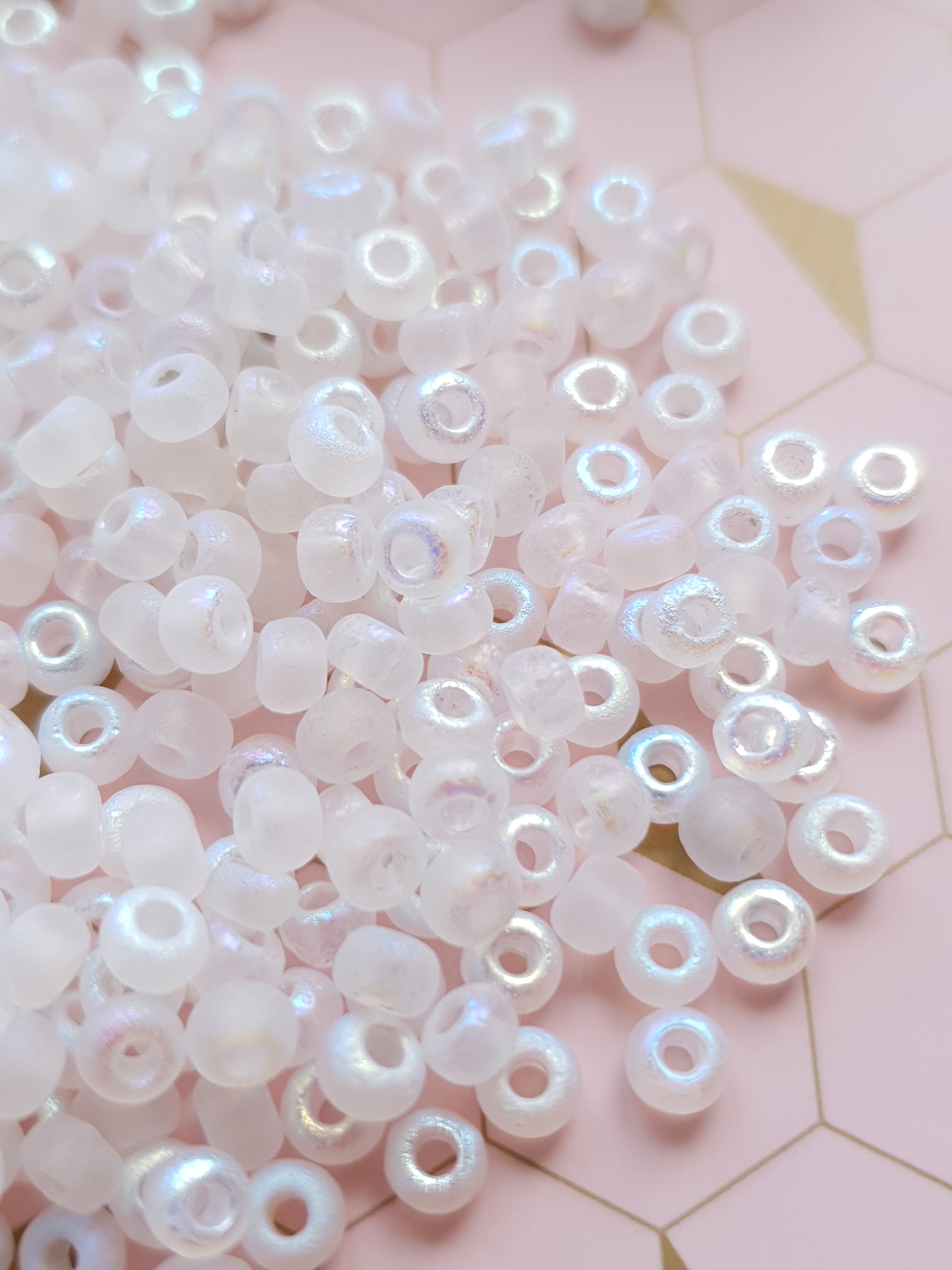 Tsjechische Rocailles 60 Crystal Etched AB Full 28783