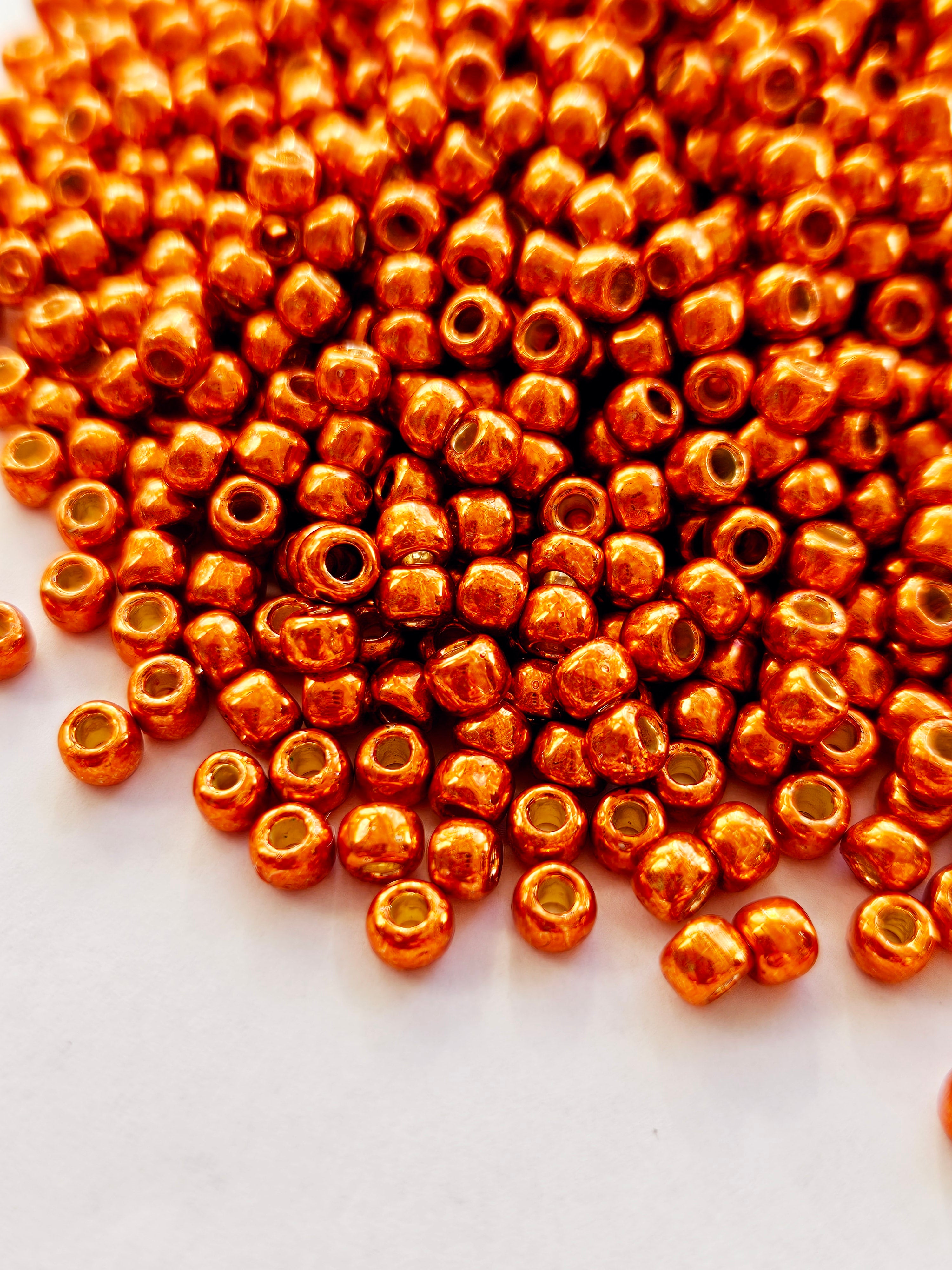 TOHO Rocailles 6/0 Perma Finish Galvanized Saffron