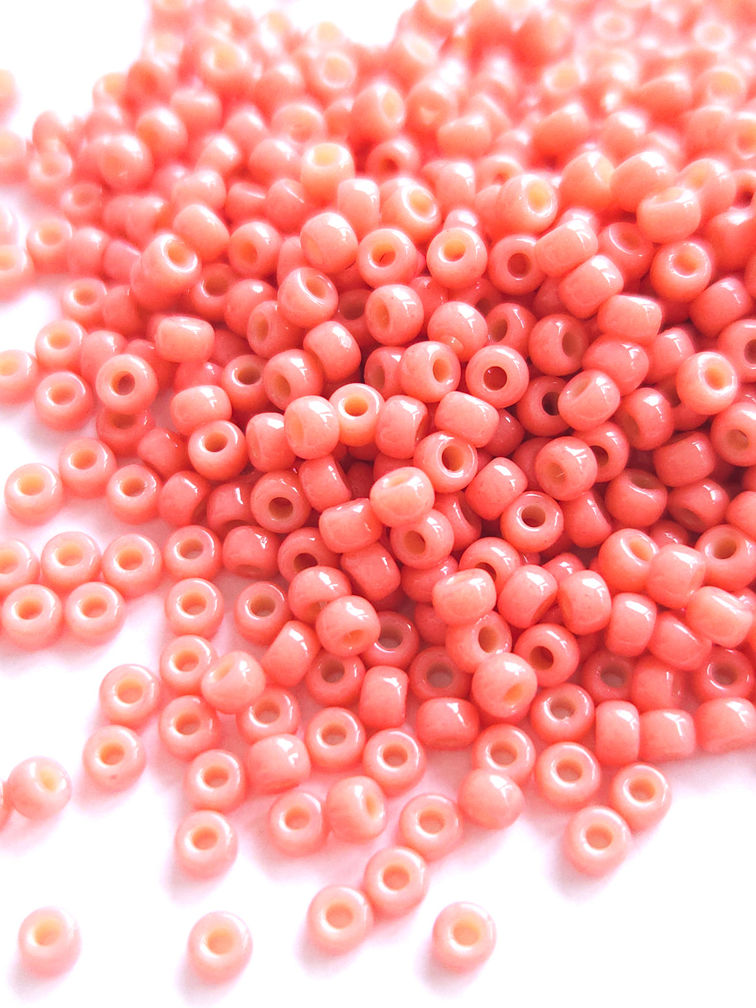 Miyuki 8/0 Rocailles Duracoat Opaque LT Watermelon 4464