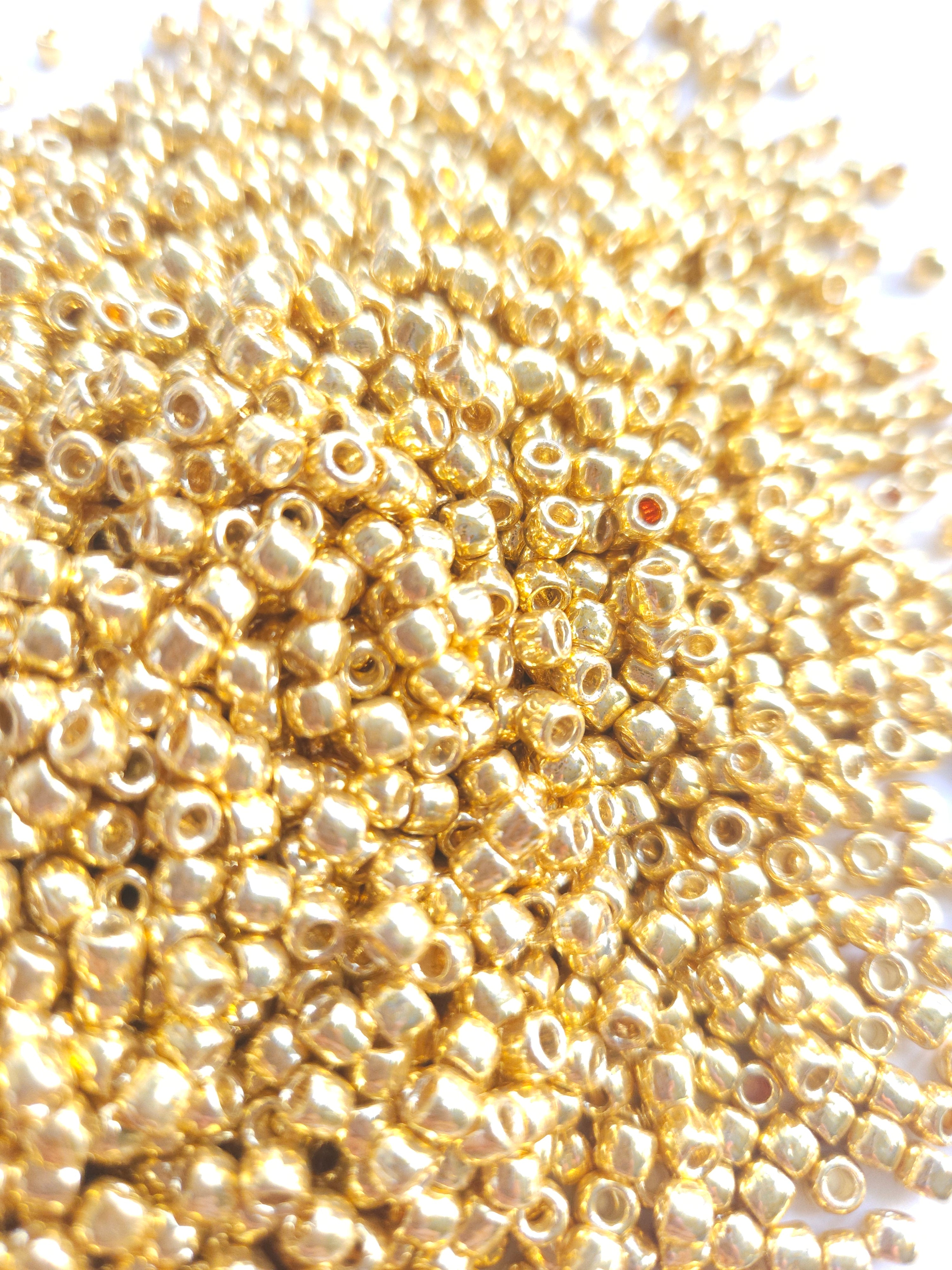 TOHO Rocailles 6/0 Perma Finish Galvanized Starlight