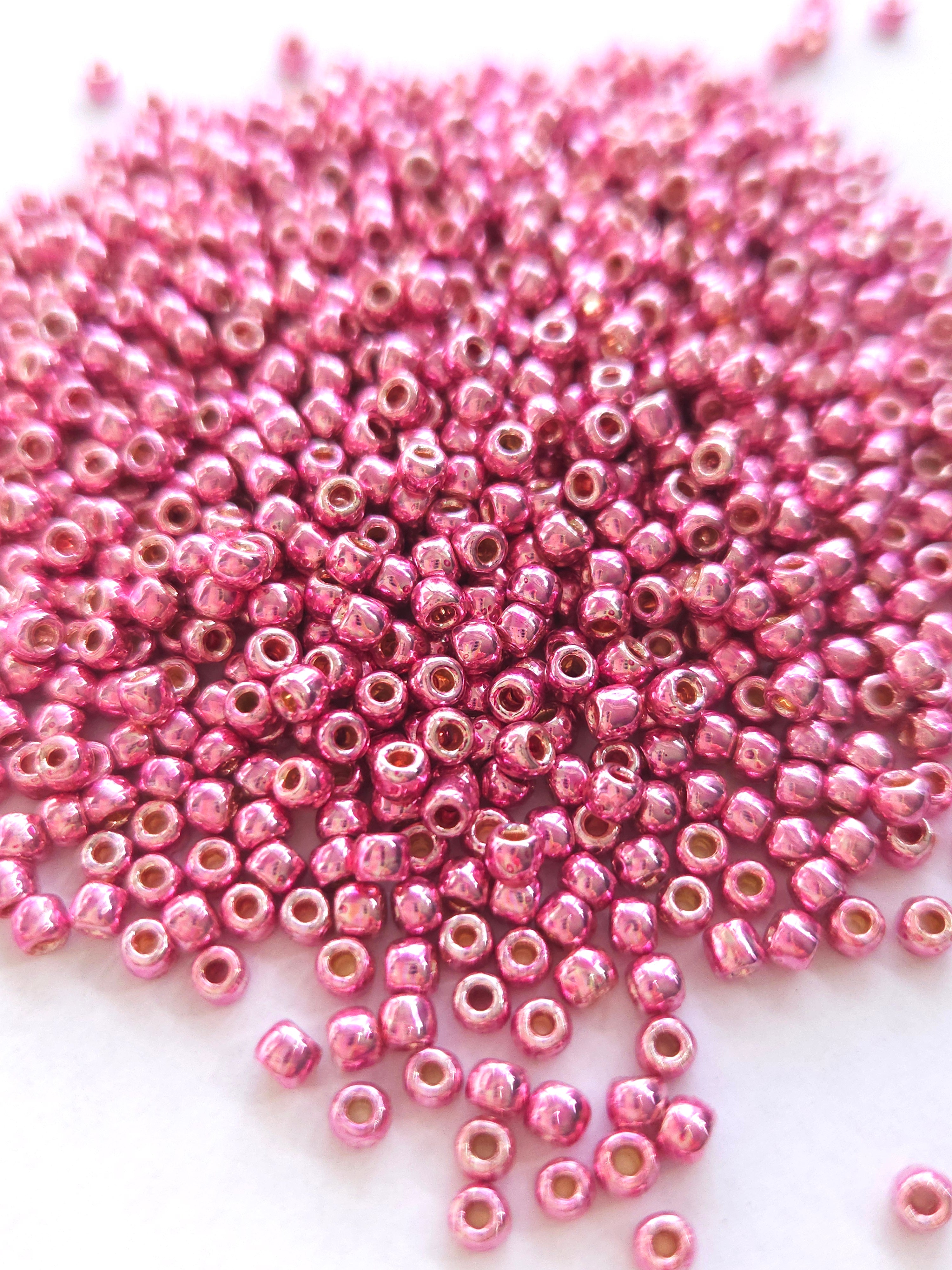 TOHO Rocailles 8/0 Perma Finish Galvenized Pink Lilac TR-08-PF553