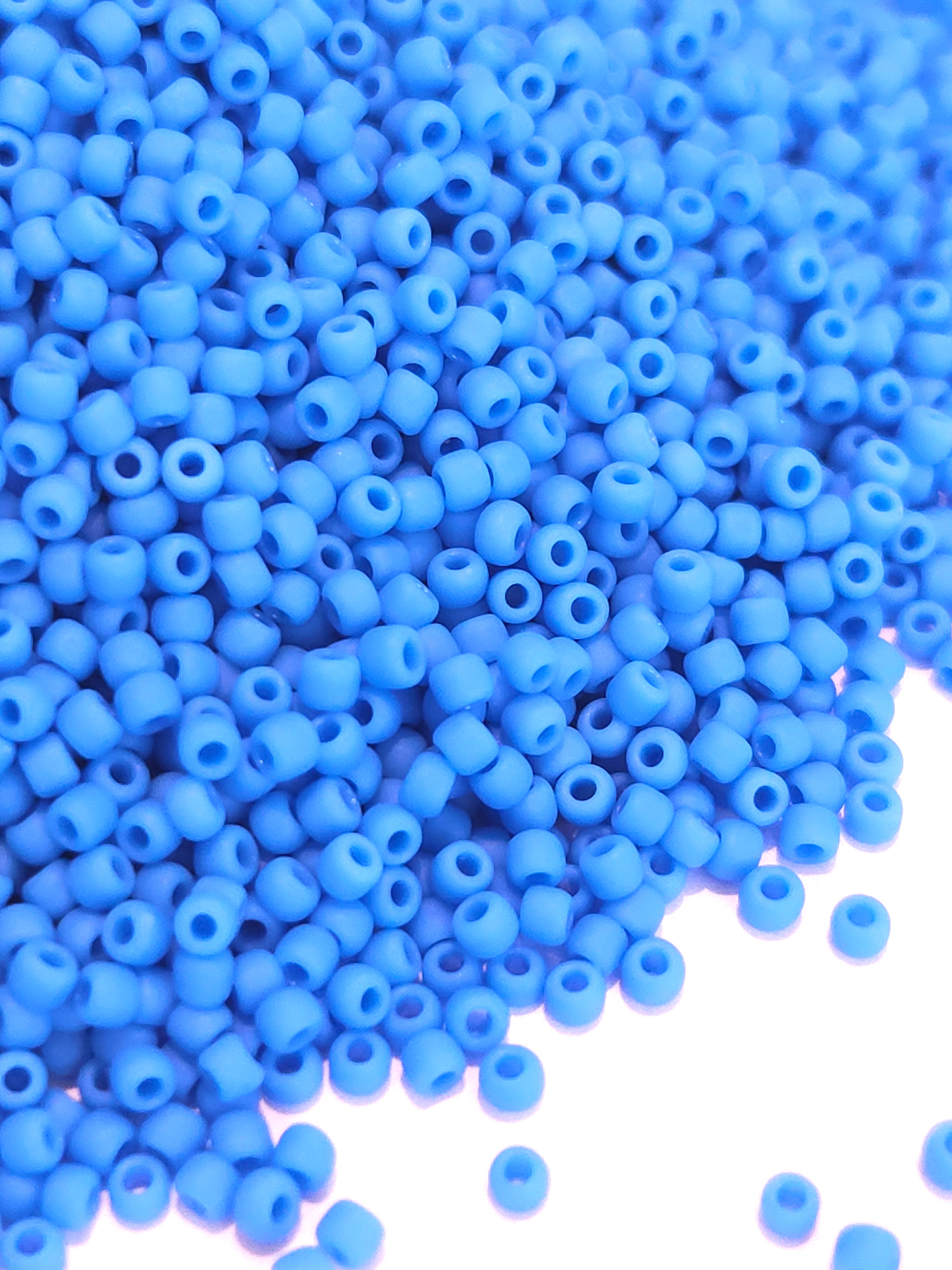 TOHO Rocailles 11/0 Opaque Frosted Cornflower TR-11-43DF