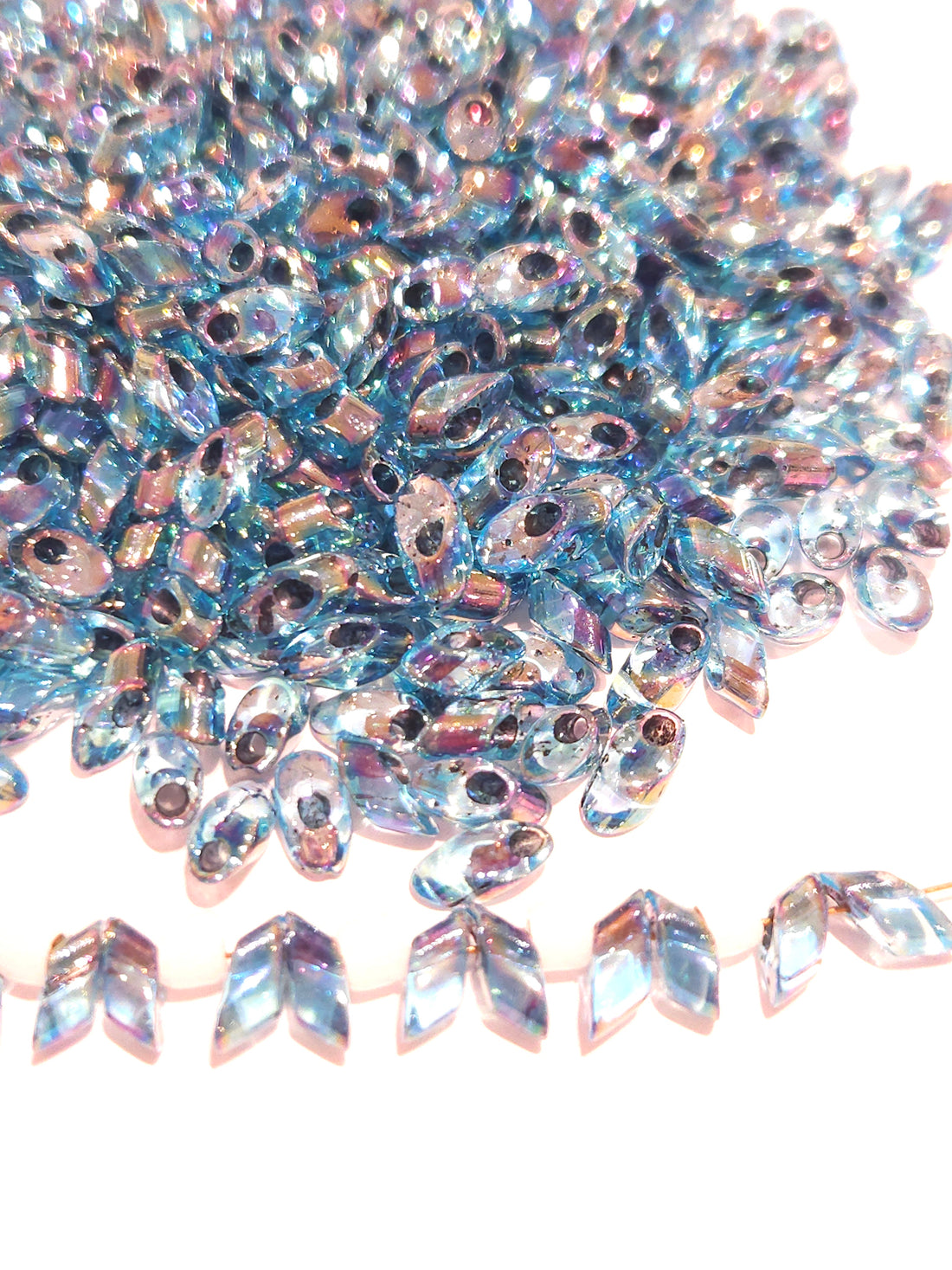 Miyuki Long Magatama 4x7 mm Blue lined Aqua AB