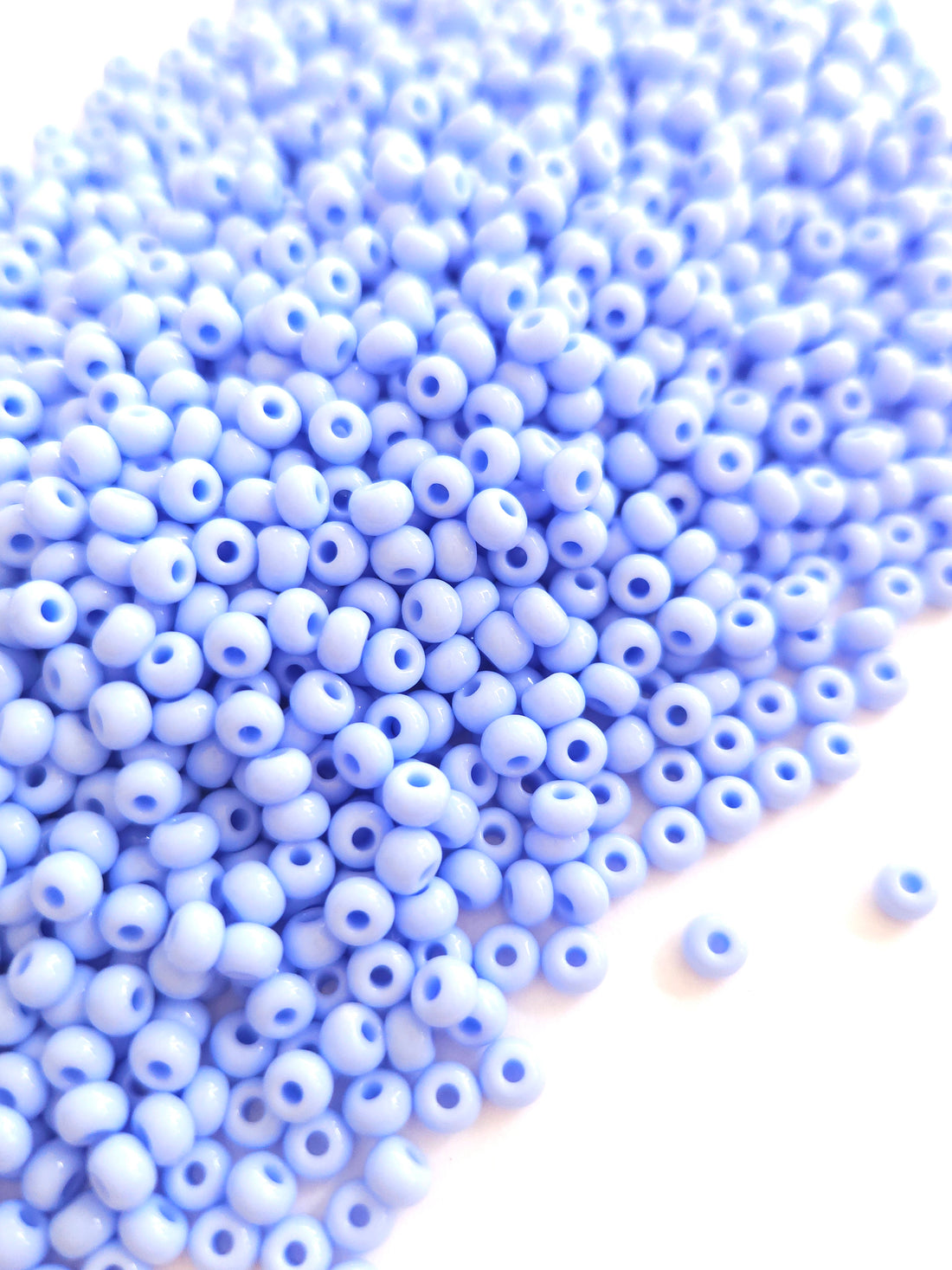 Preciosa Rocailles 6/0 Powder Blue 33000