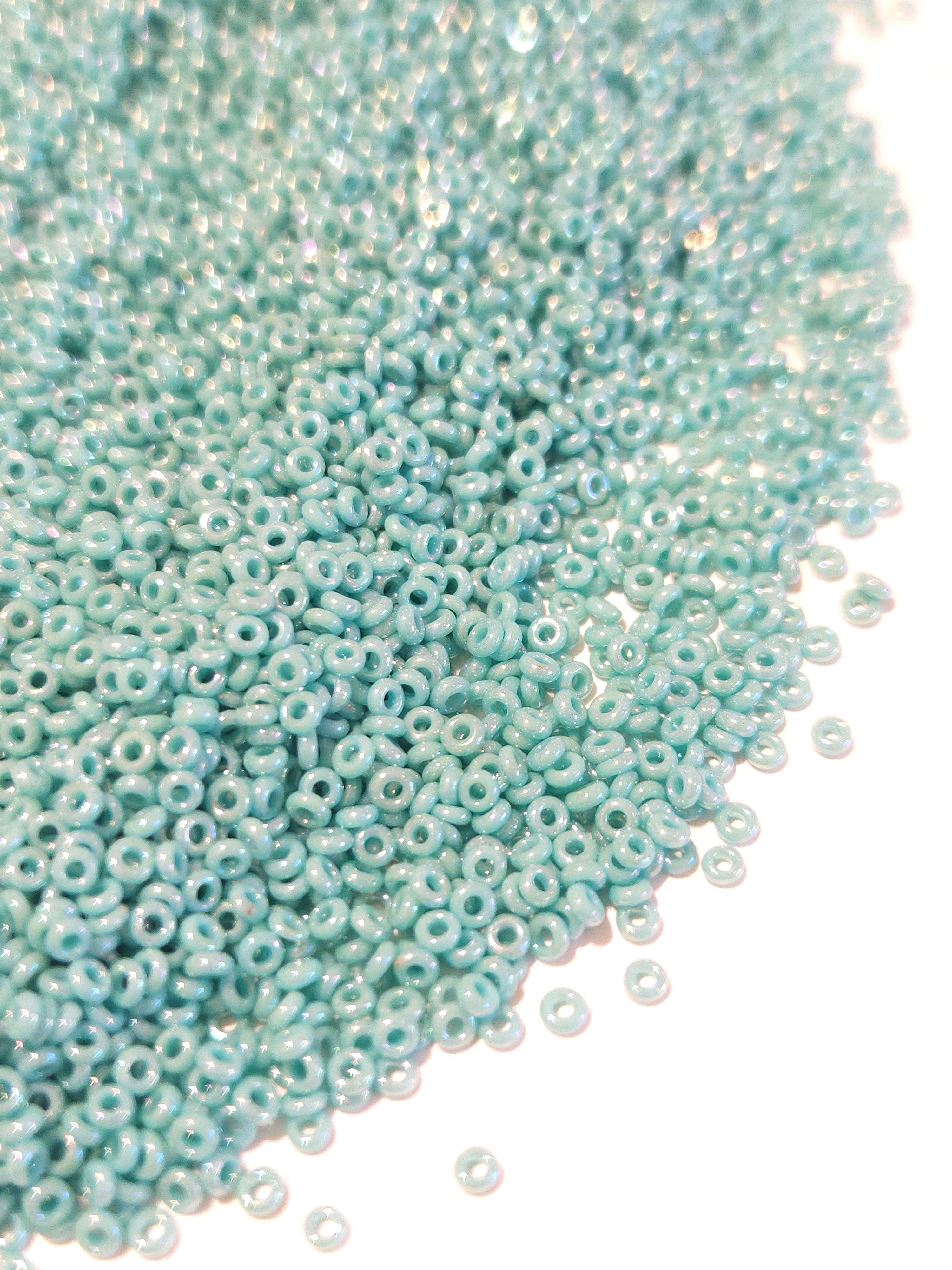TOHO Demi Round 11/0 Opaque Rainbow Turquoise