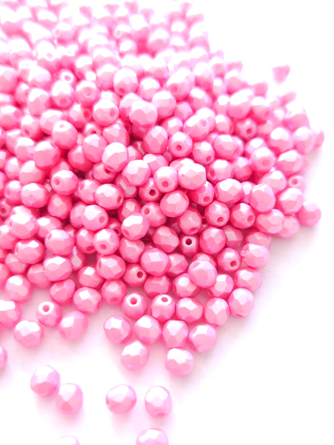 Fire Polished 4mm Alabaster Pastel Pink 25008 60st