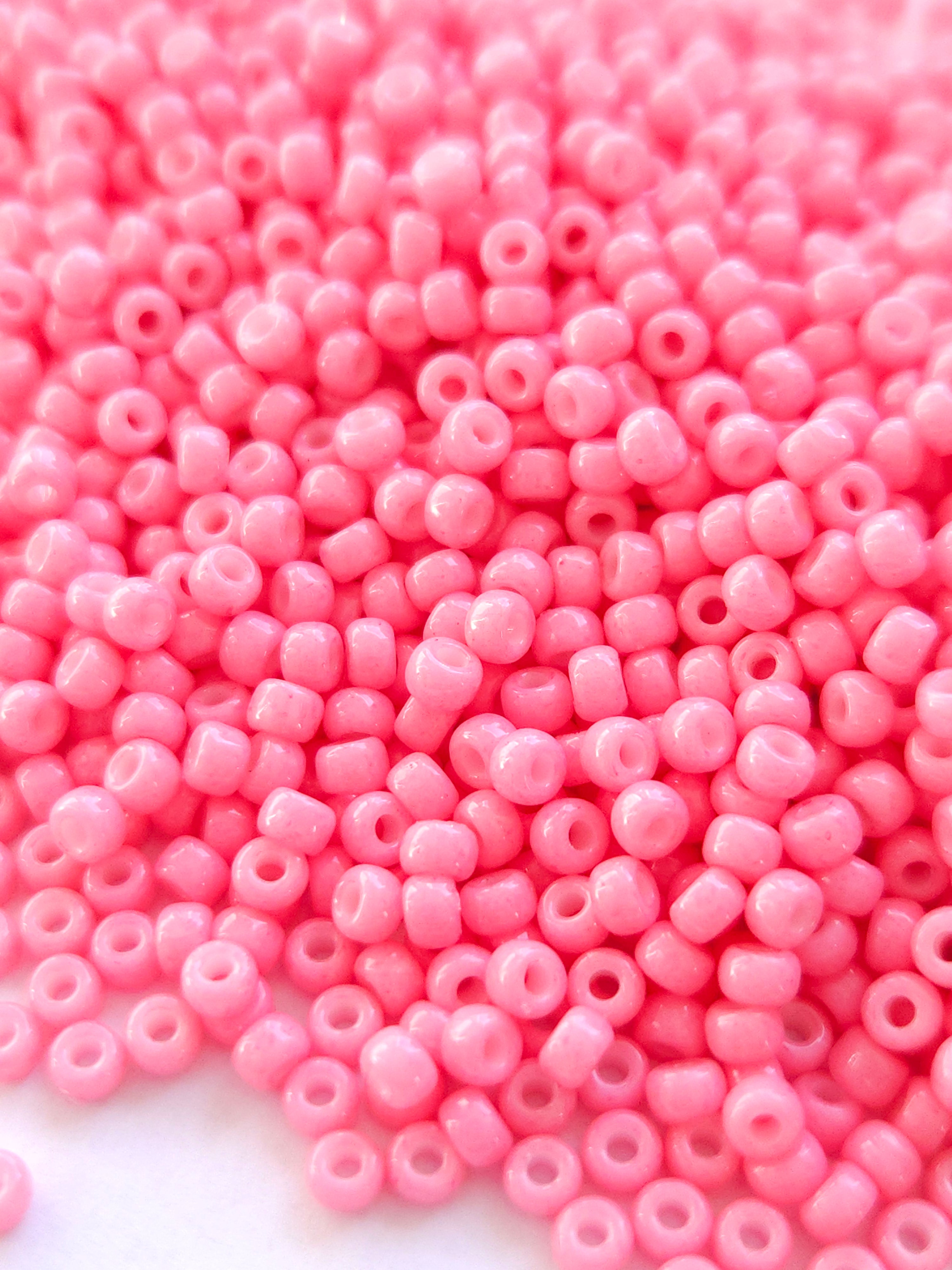 Miyuki 8/0 Rocailles Duracoat Opq. Carnation 4467