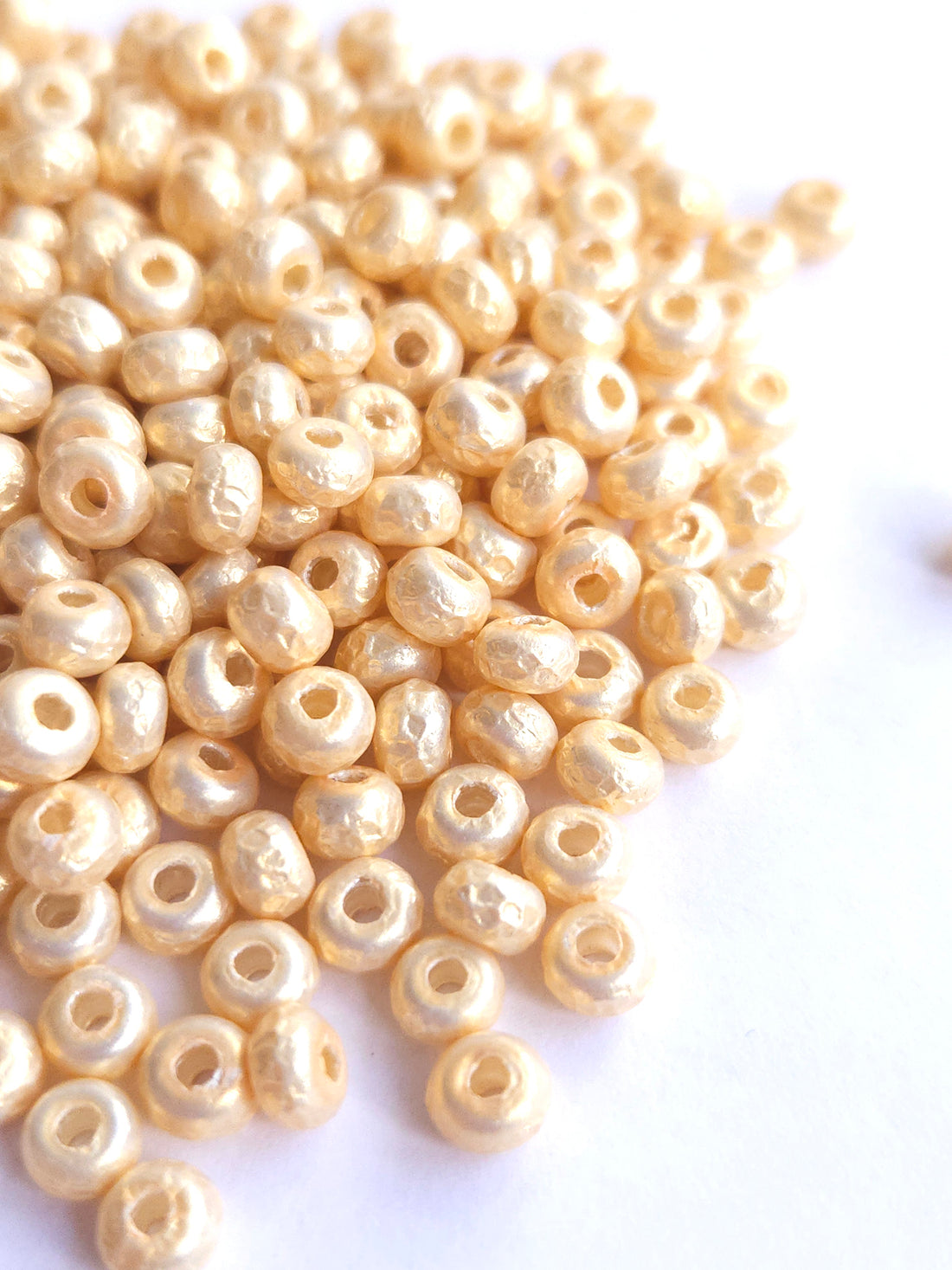 Miyuki Baroque Rocailles 5/0 Pearl Creme