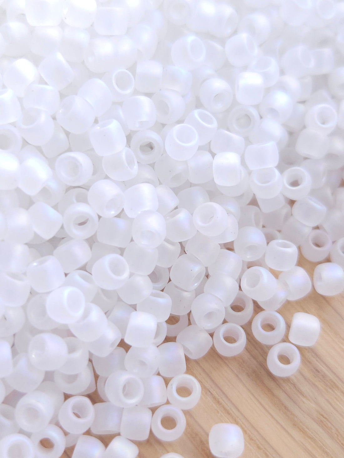 TOHO Seed Beads 6/0 Transparent Rainbow Frosted Crystal