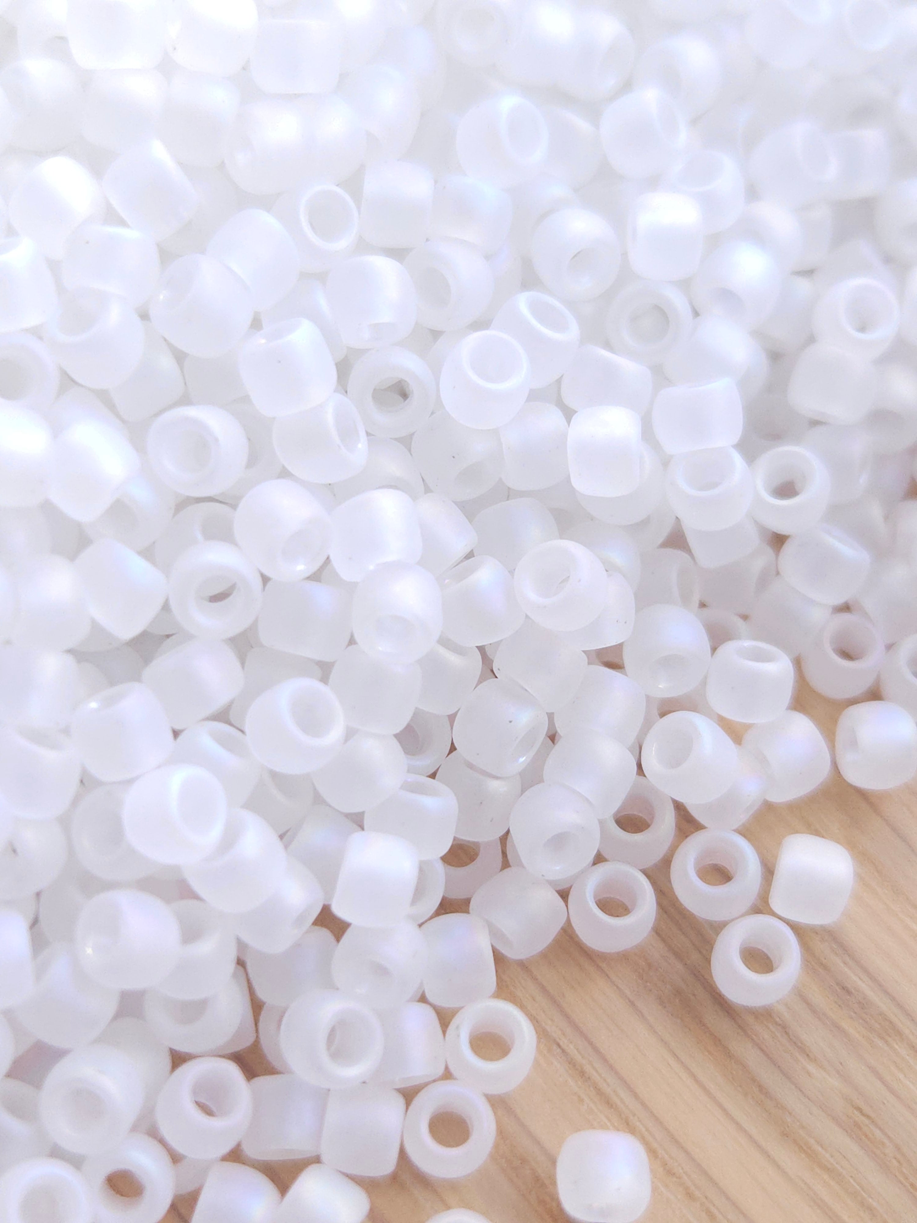 TOHO Seed Beads 6/0 Transparent Rainbow Frosted Crystal