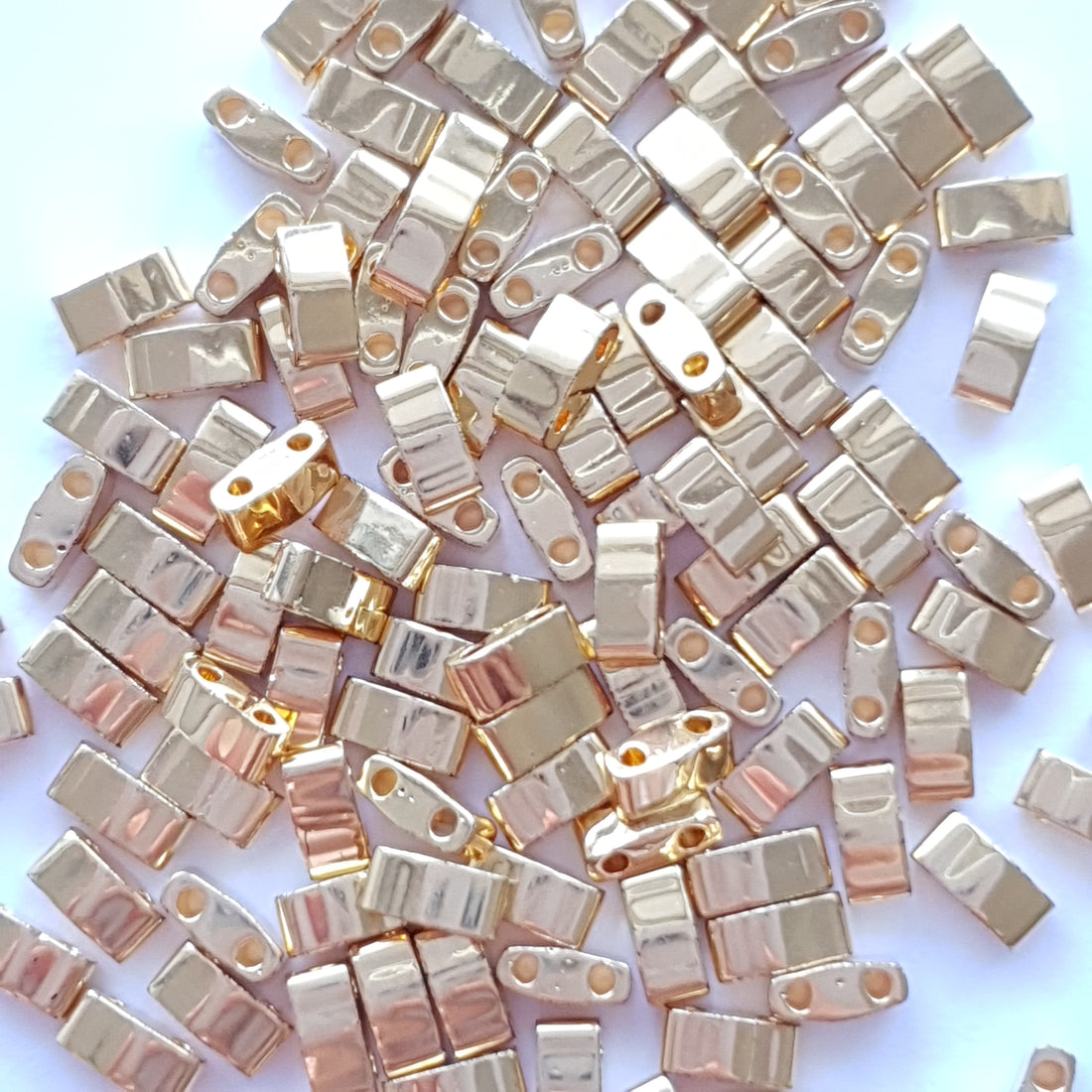 Miyuki Half tila 24kt gold plated HTL0191