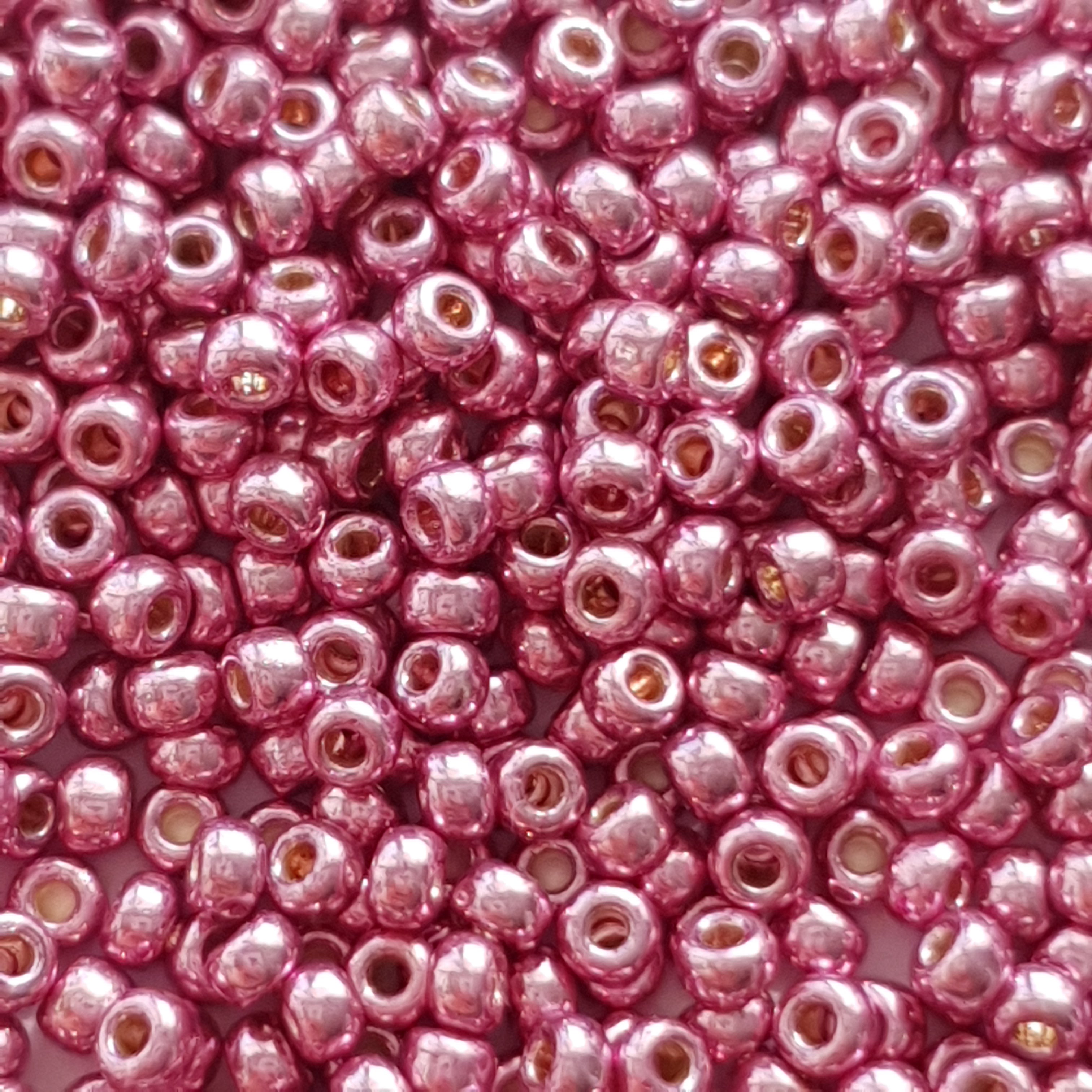 Miyuki Rocailles 11/0 - Duracoat Galvanized Dusty Orchid 11-4218