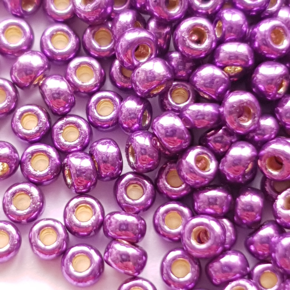 Miyuki Rocailles 110 Duracoat Galvanized Purple Orchid 11 5108