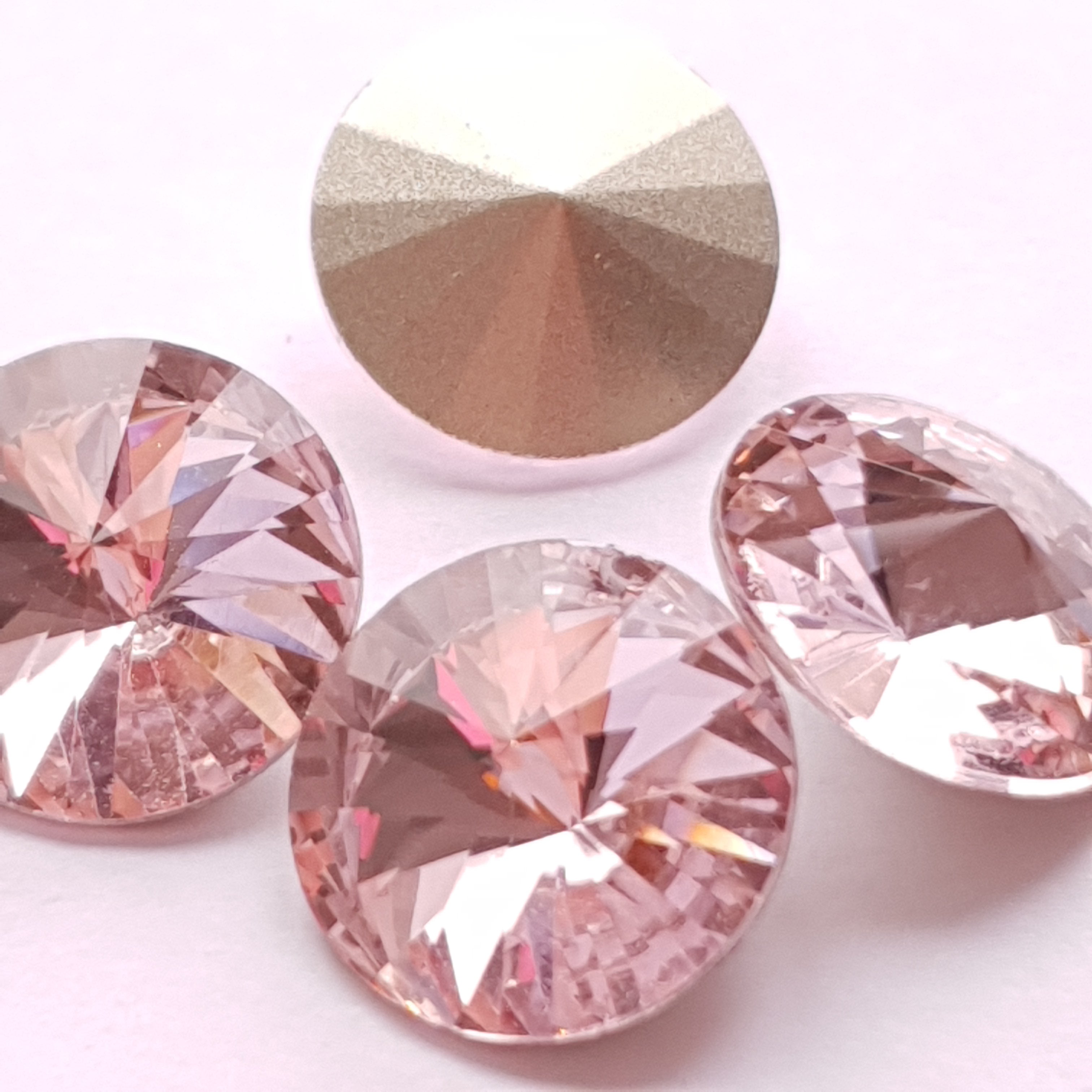 Rivoli Rosaline 14 mm 4 stuks