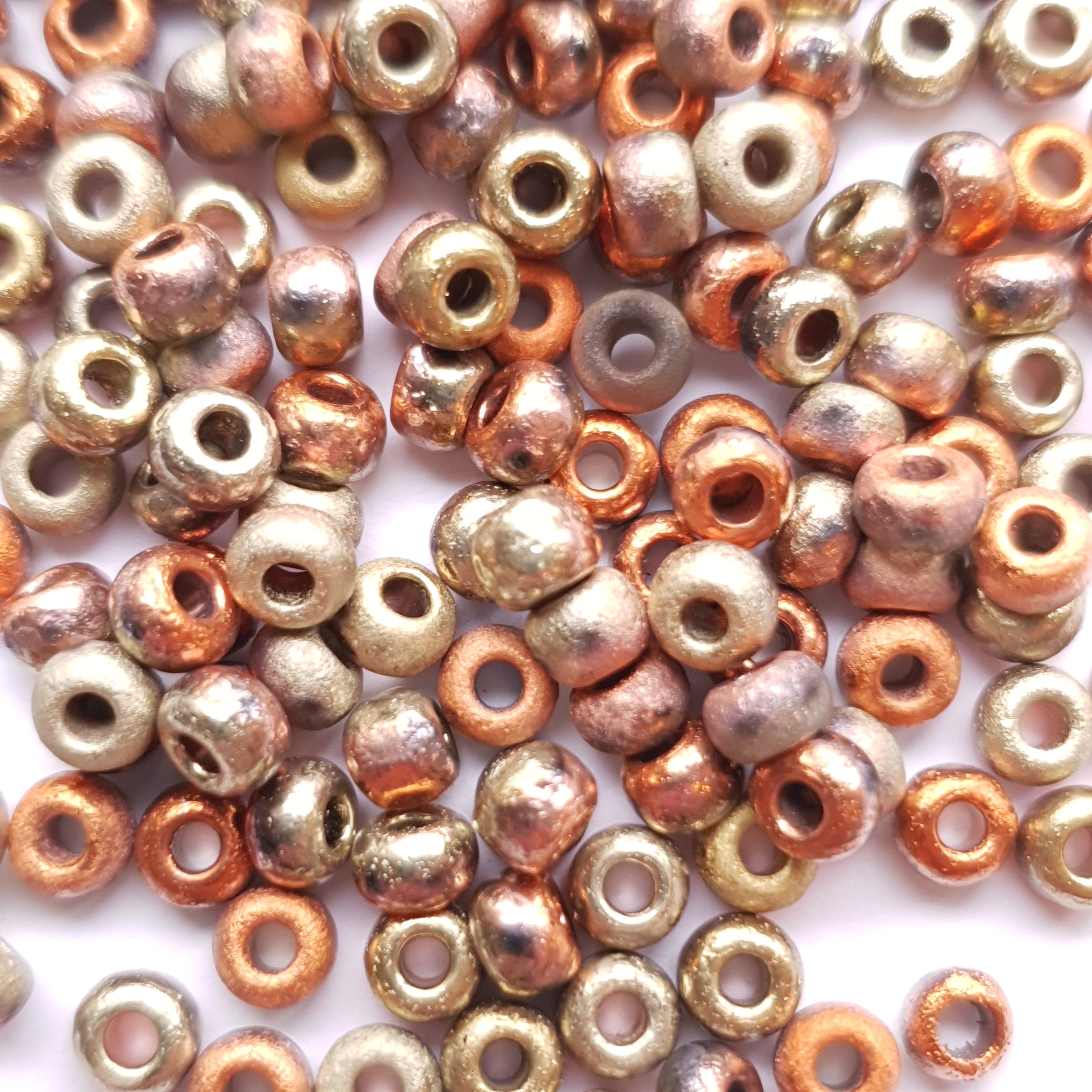 Tsjechische Rocailles 60 Crystal Etched California Gold Rush 98582