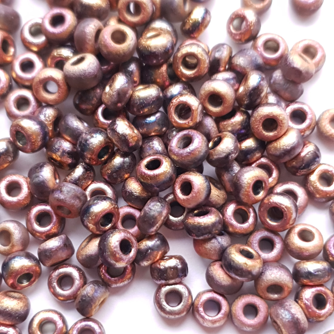 Tsjechische Rocailles 60 Crystal Etched Full Capri Rose 27143E