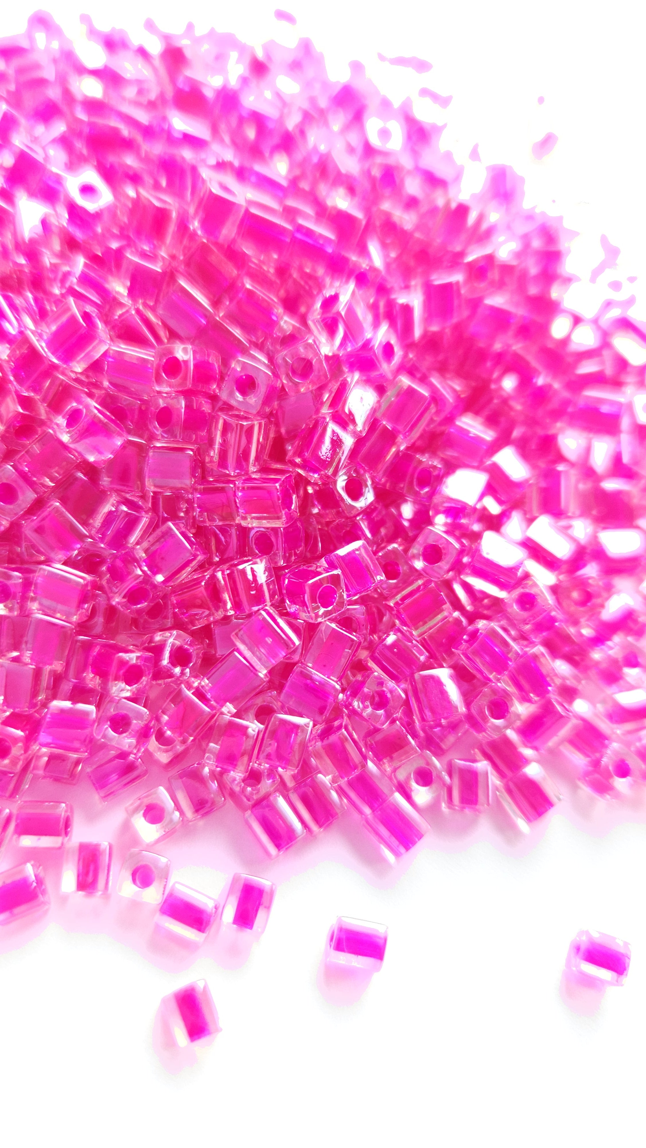 Miyuki Cubes 4mm Fuchsia Lined Crystal 0209