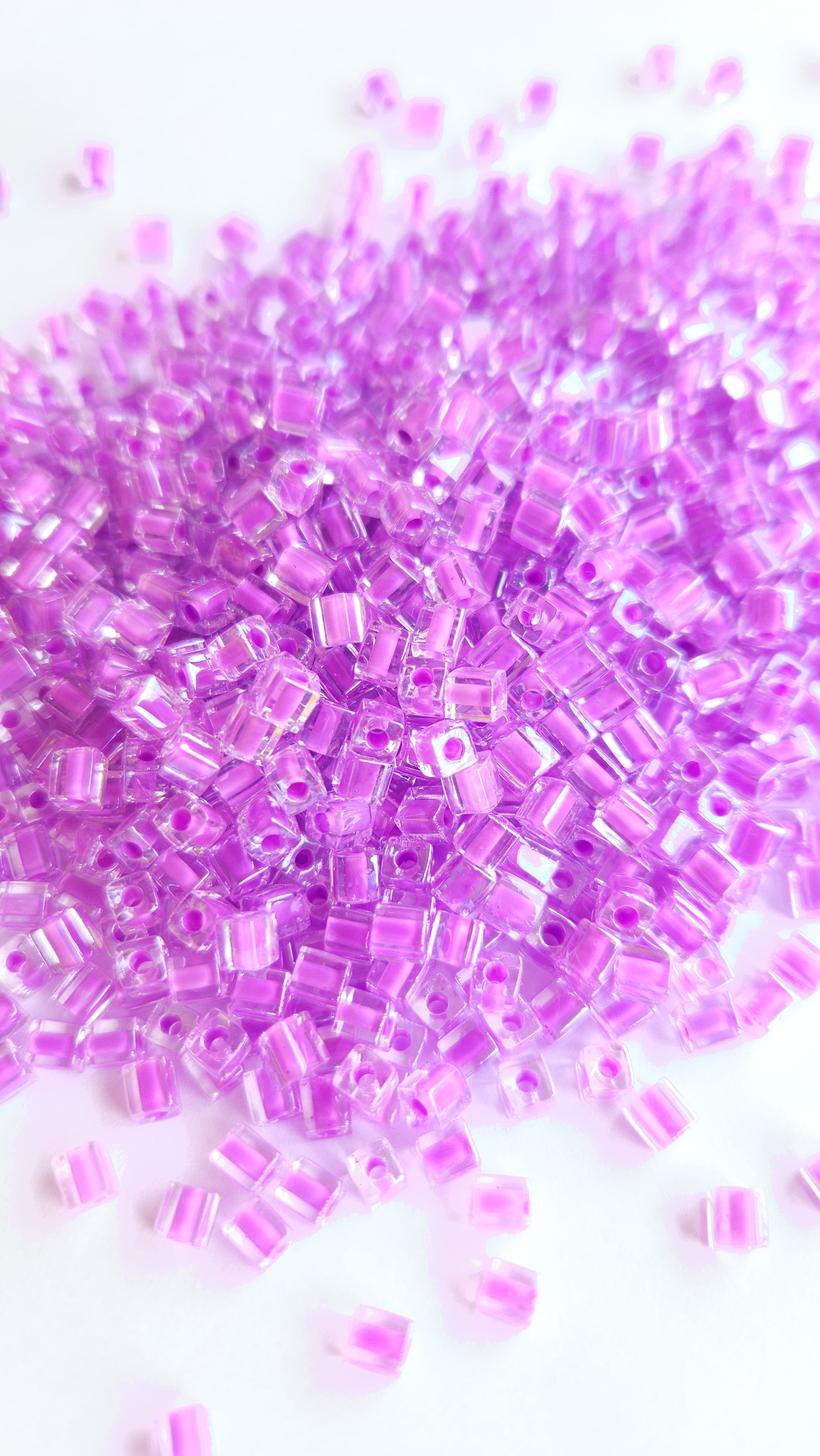 Miyuki Cubes 4mm Violet Lined Crystal 0222