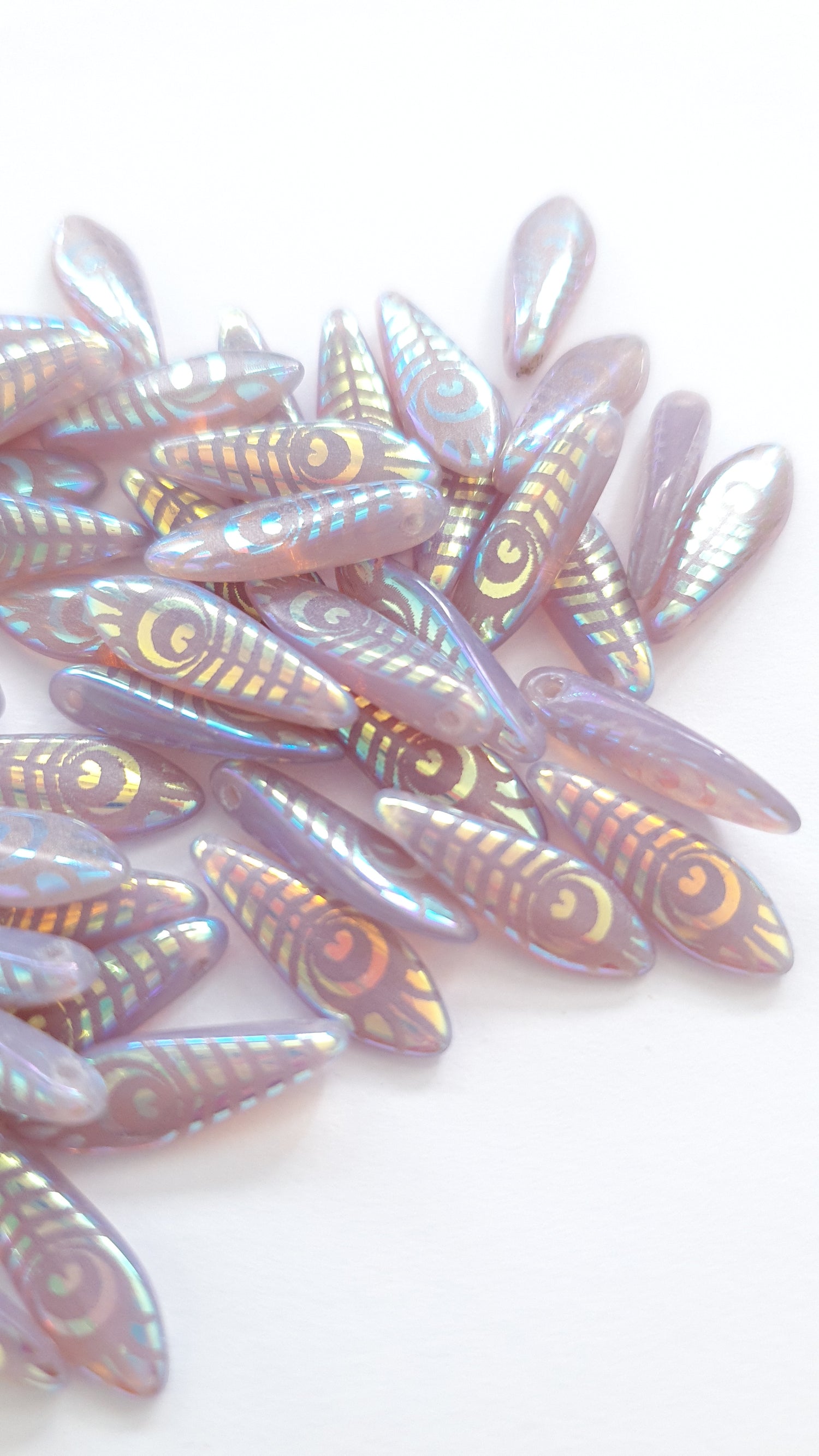 Dagger 5x16mm Laser Cut Purple Opal eye 28703E