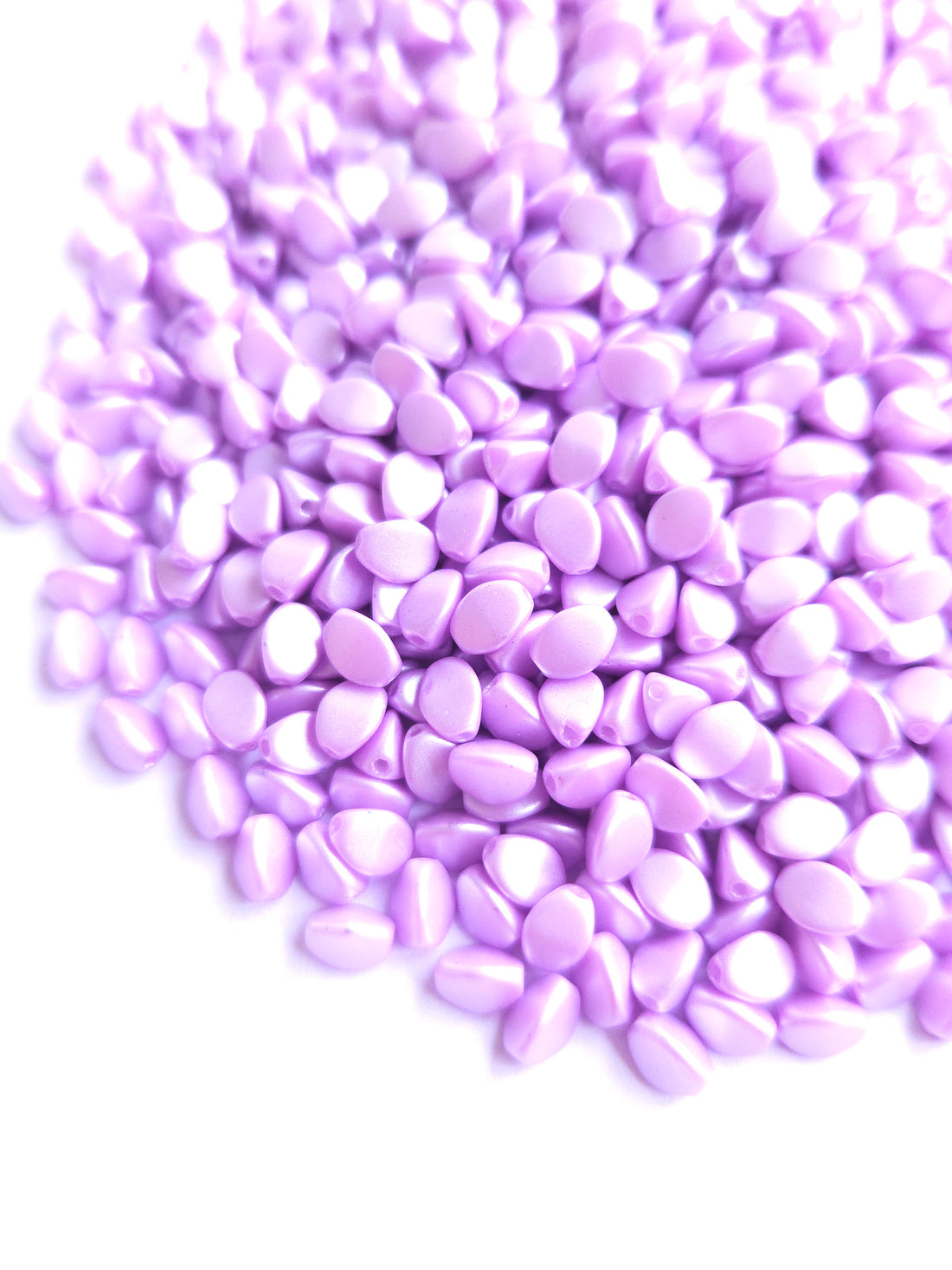 Beukenootje 5x3mm Alabaster Pastel LT. Rose