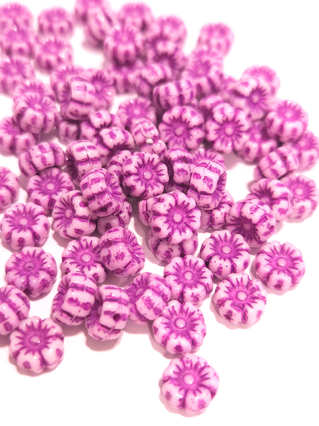 Tsjechische Bloemetjes 7mm &