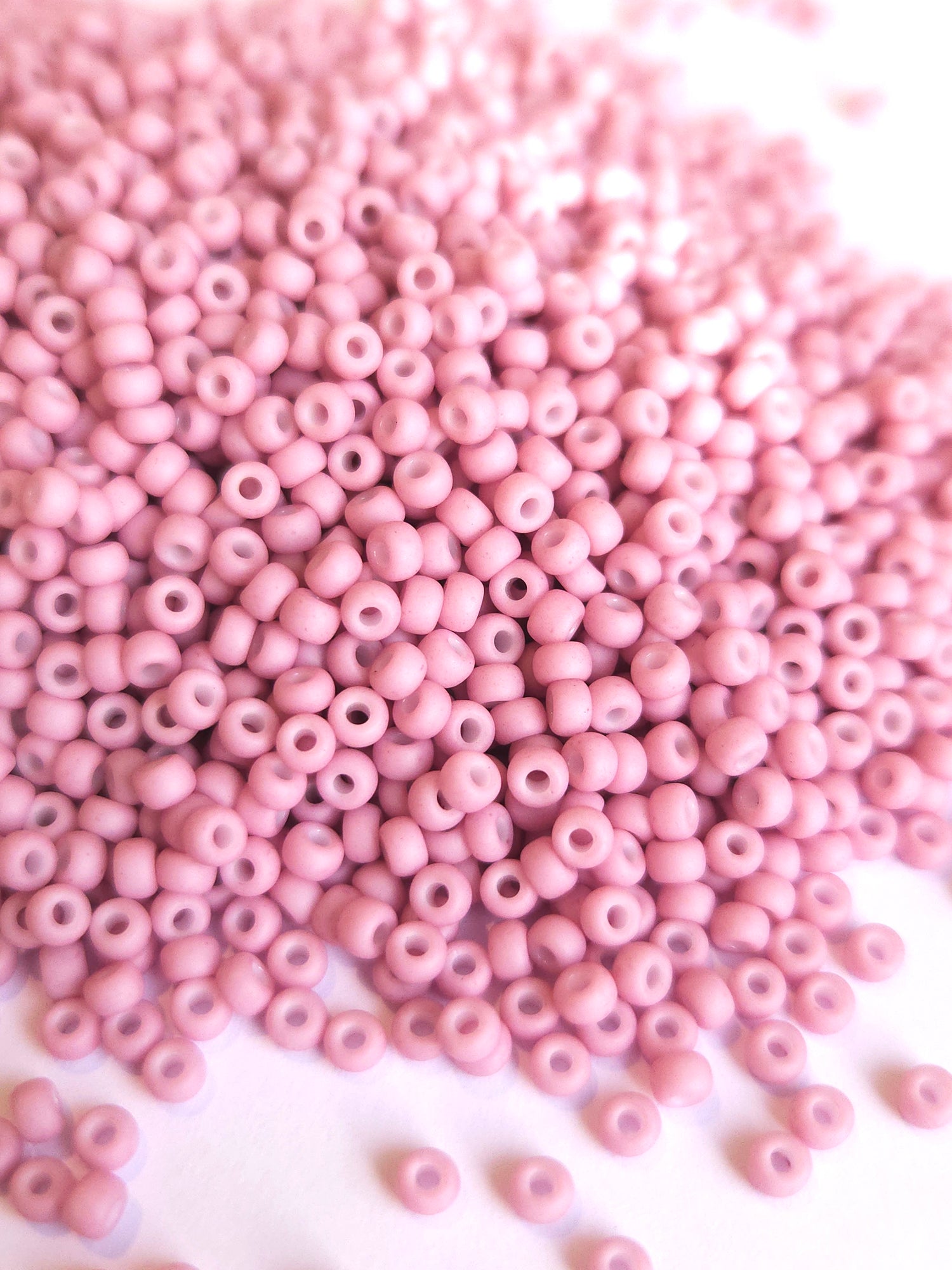 Miyuki Rocailles 8/0 Matted Opaque Dusty Orchid