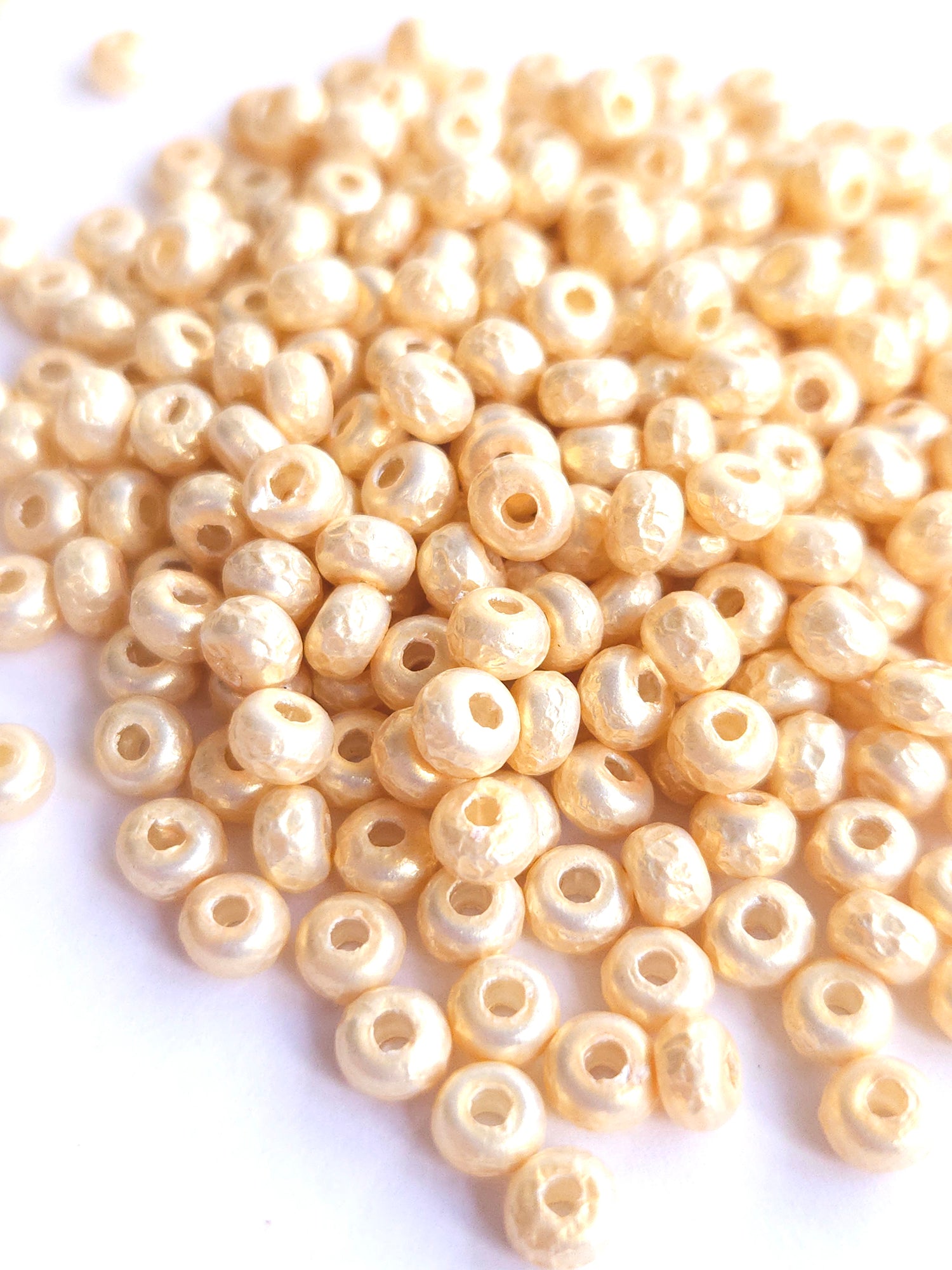 Miyuki Baroque Rocailles 5/0 Pearl Creme