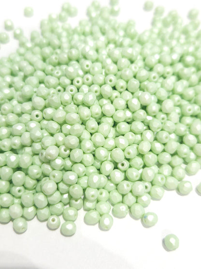 Fire Polished 4mm Powdery Pastel Lime