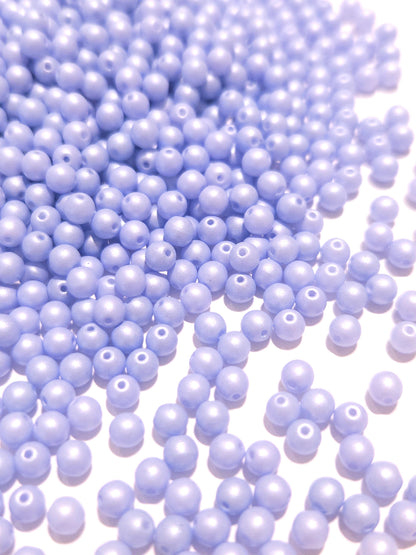 Tsjechische glaskralen rond 4mm Powdery Pastel Blue