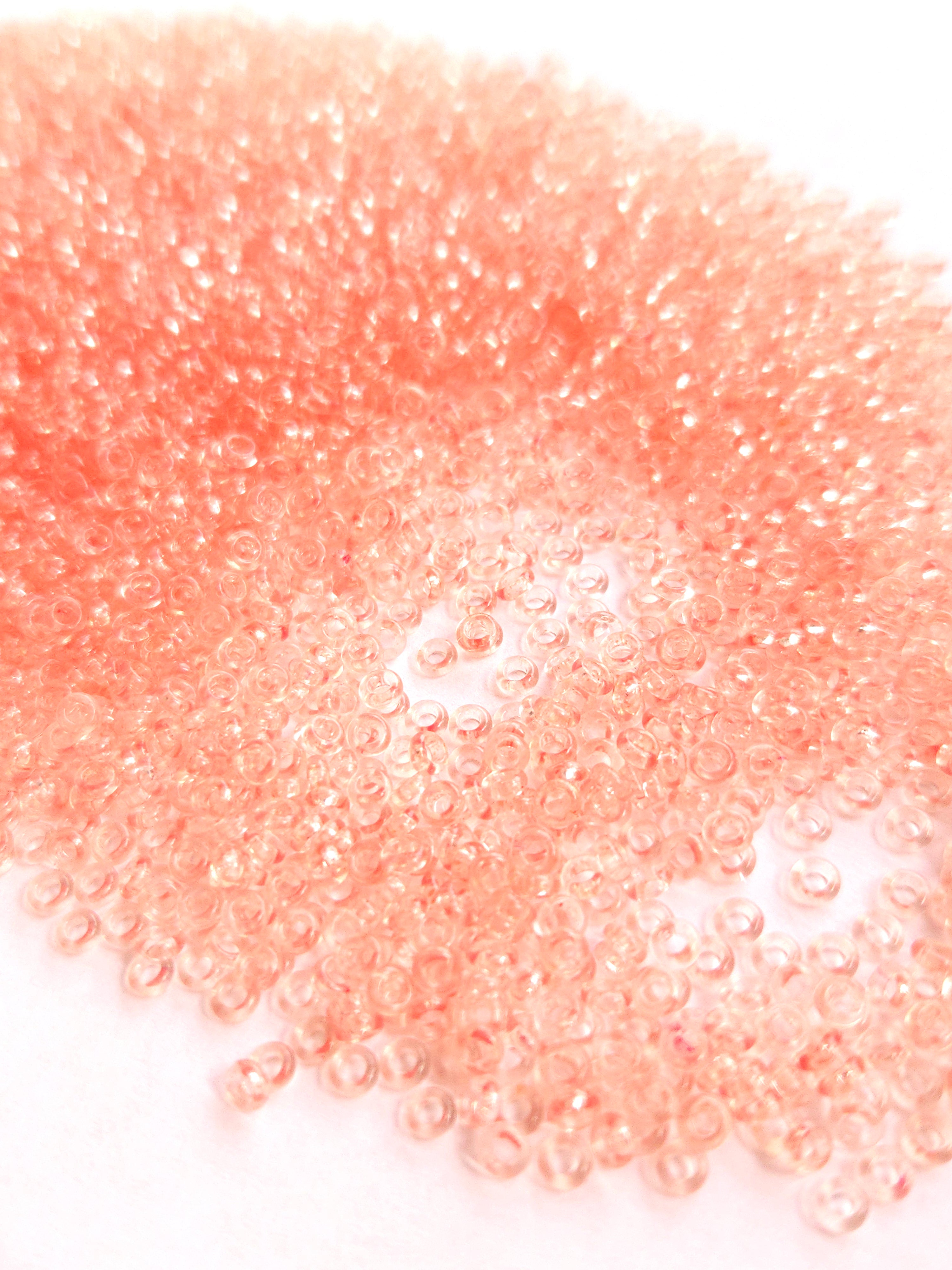 TOHO Demi Rounds 8/0 Transparent Rose Quartz