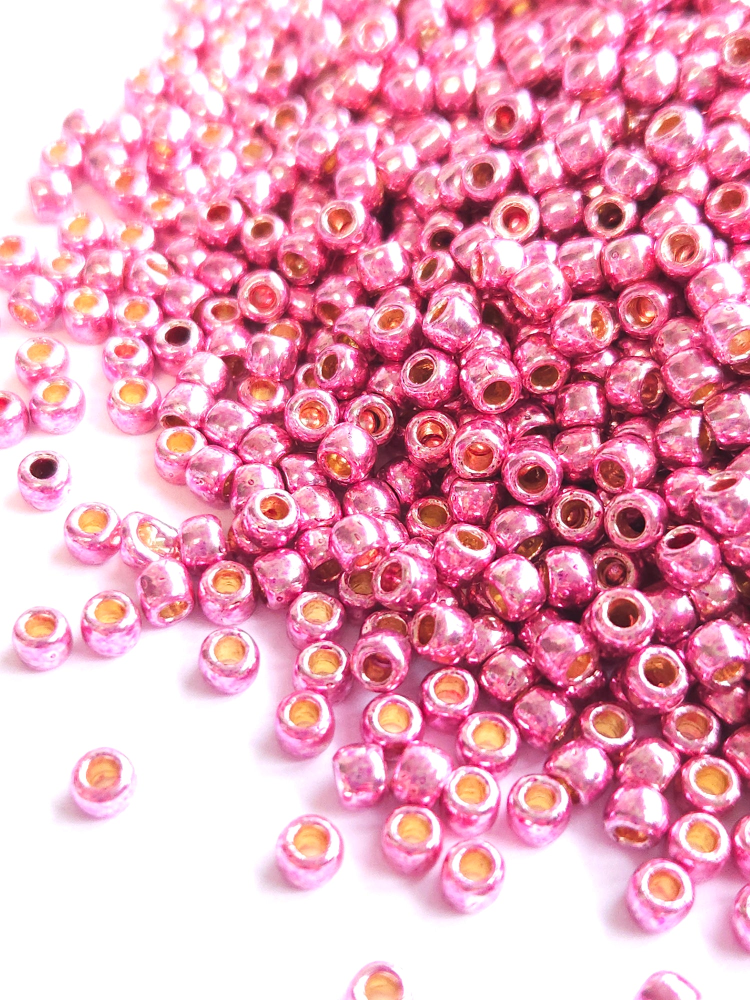 TOHO Rocailles 6/0 Perma Finish Galvanized Pink Lilac