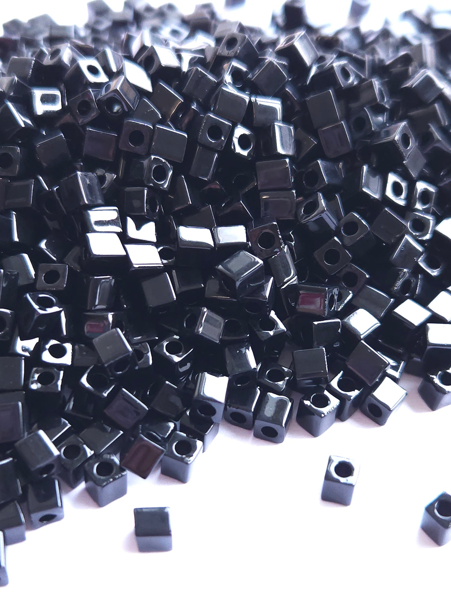 Miyuki Cubes 4mm Opaque Black