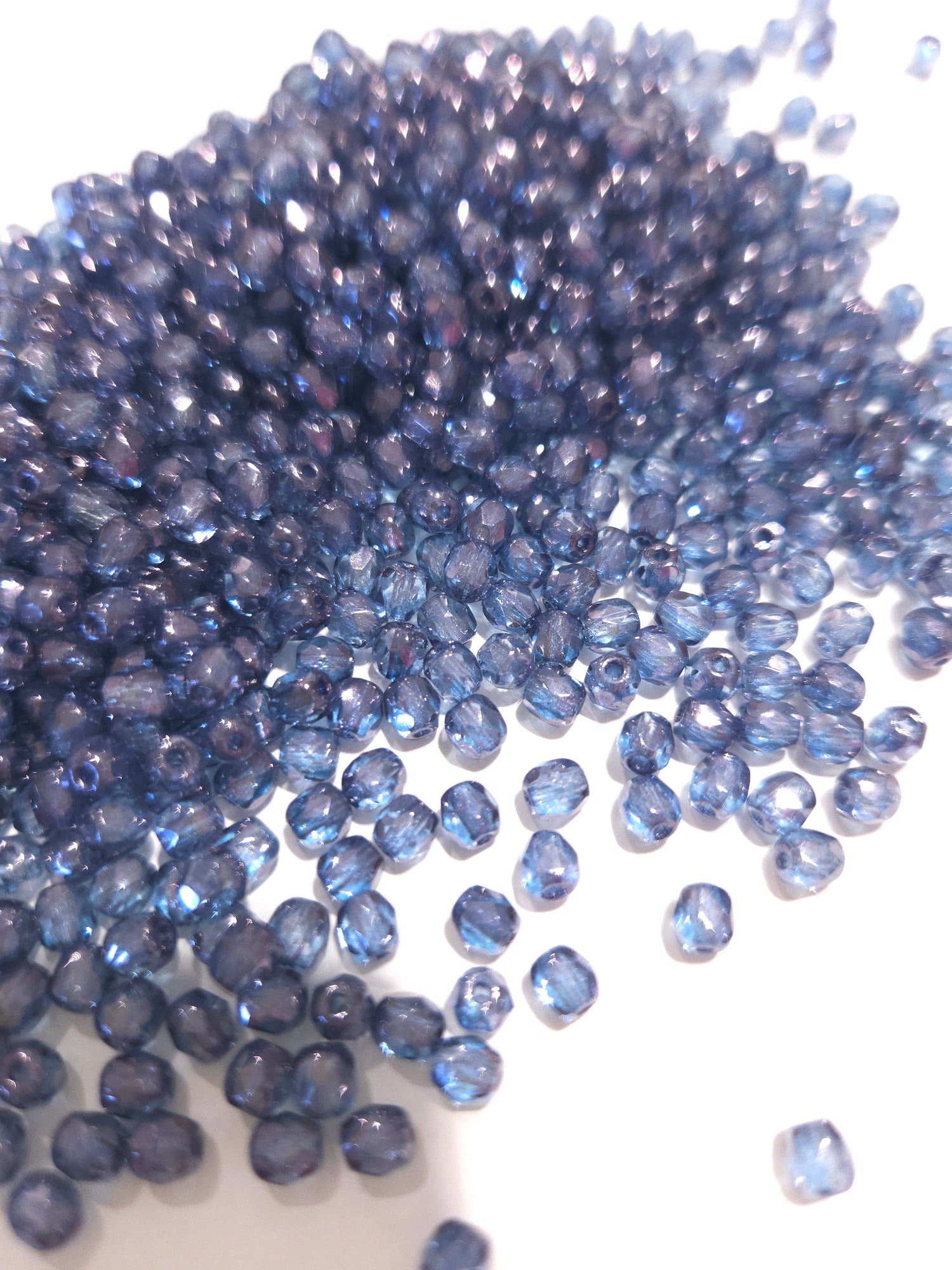 Fire Polished 4mm Crystal Baby Blue Luster 14464 60st facet kraal