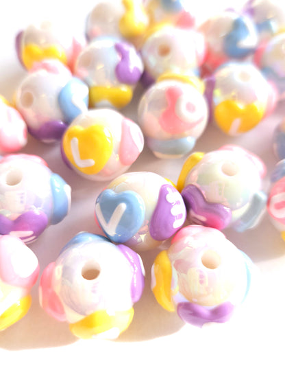 Jumbo Acryl kraal 18mm hand geschilderd wit met kleur love