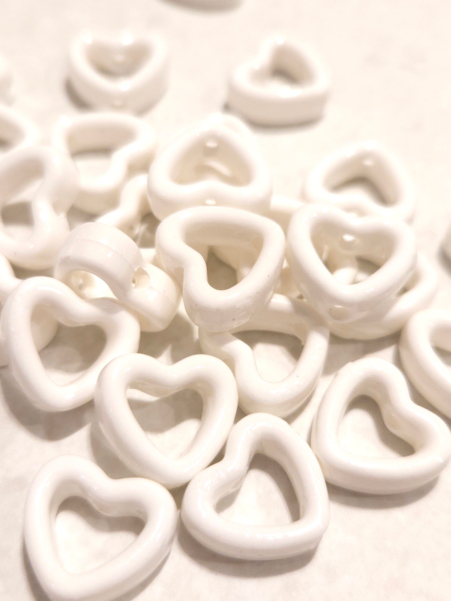 Hartjes kraal White