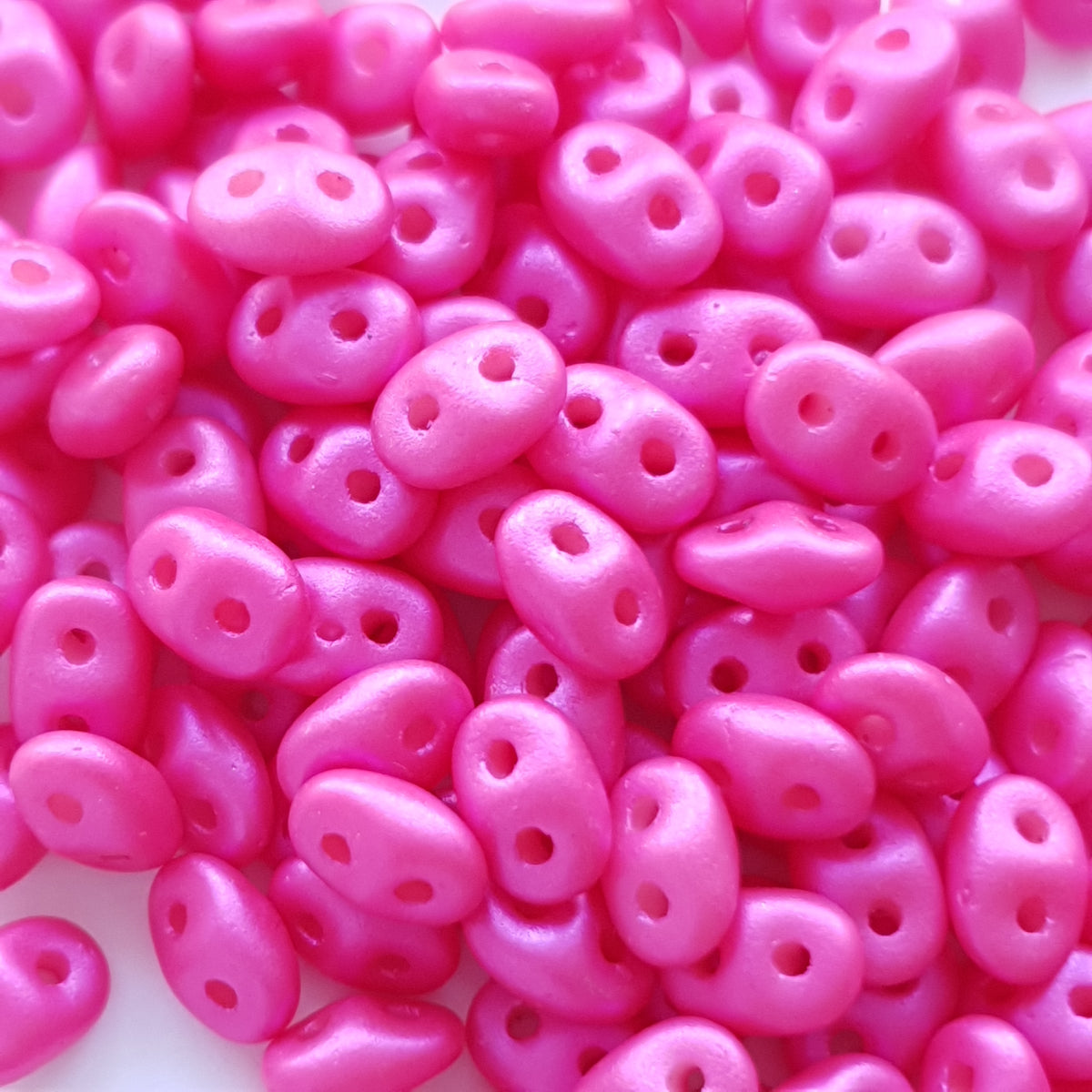 Pink Drildo Superduo 5x2mm Pearl shine Hot Neon Pink – Kralen Lodge